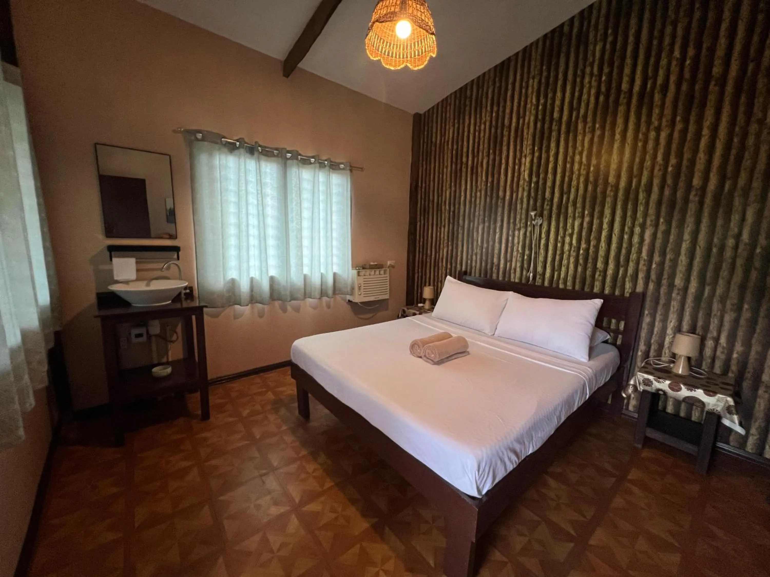 Bed in Ruumar B&B-Islandhopping-Starlink available