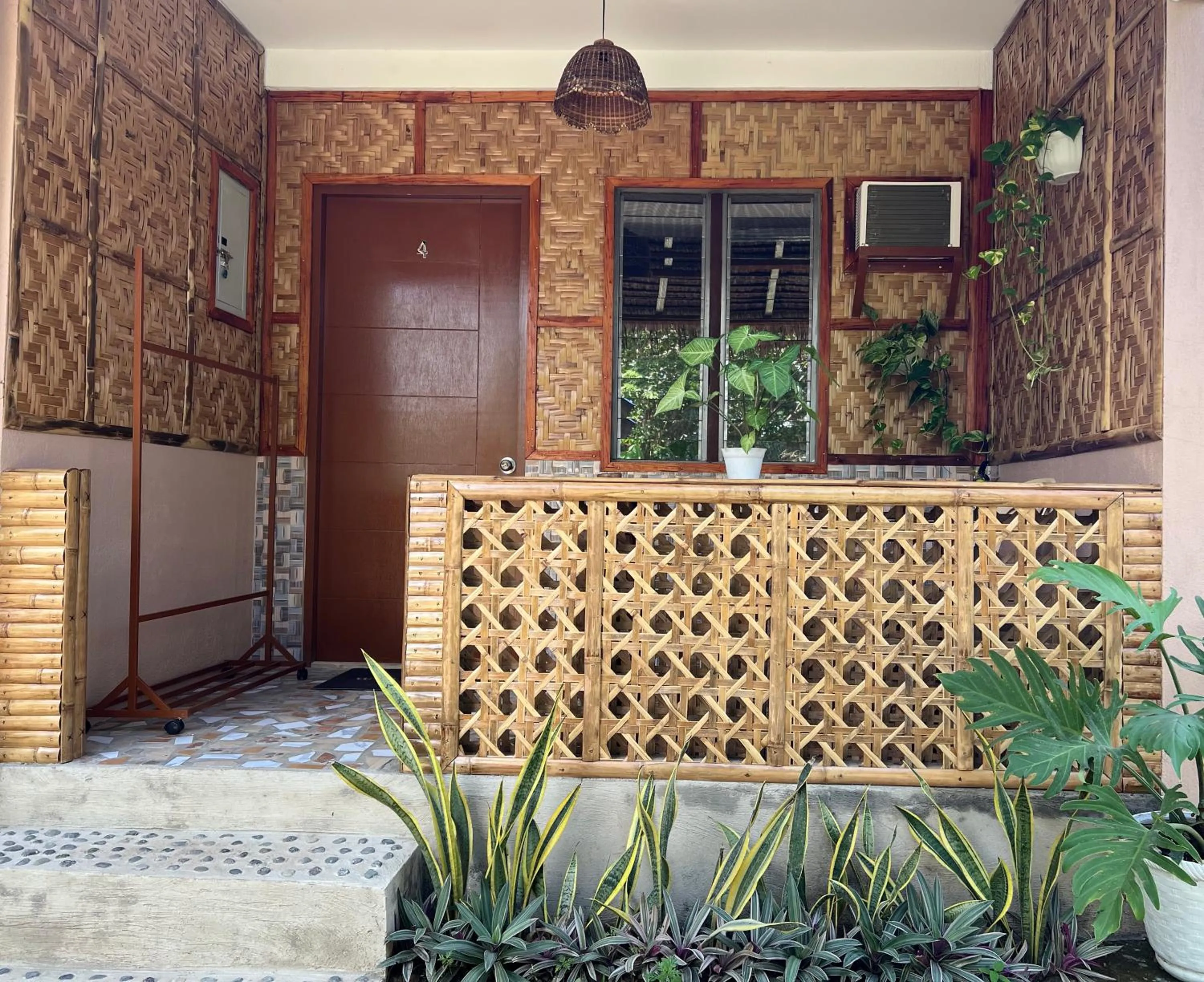 Casas de Ruumar Bed and Breakfast-Bar-Two rooms for family available