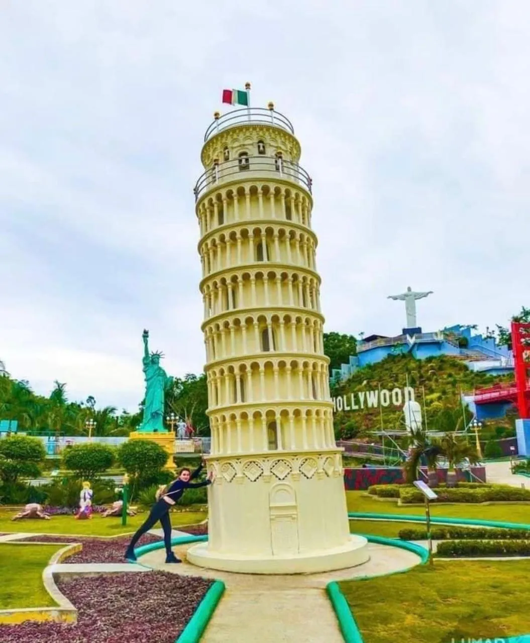 Casas de Ruumar Bed and Breakfast-Bar-Two rooms for family available