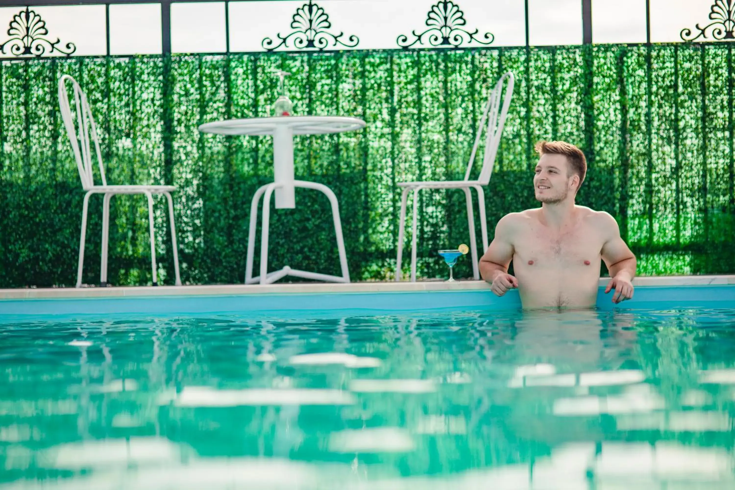 People in Pariat River Front Hotel People in Pariat River Front Hotel