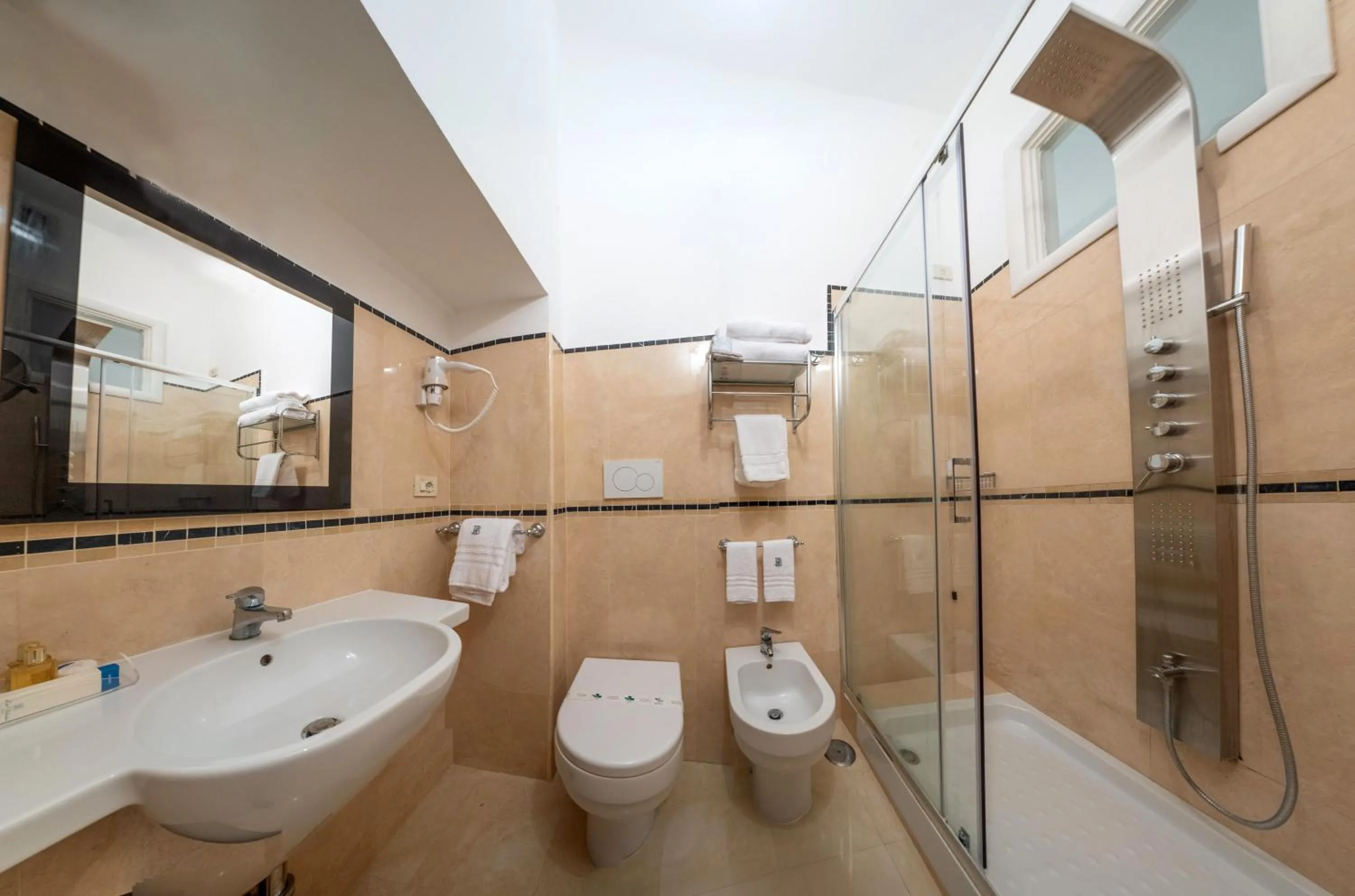 Toilet in Hotel Belvedere