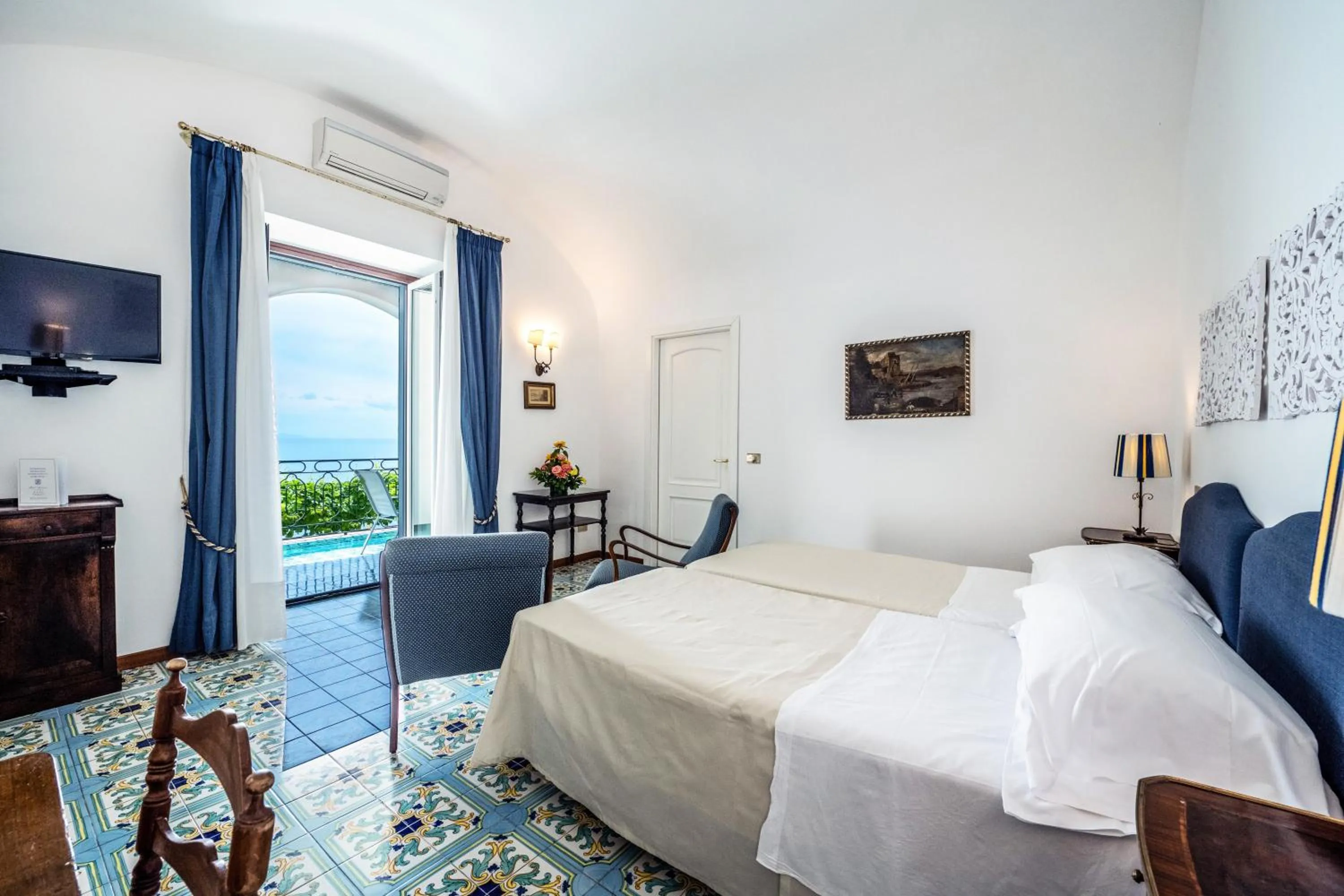 Bed in Hotel Belvedere