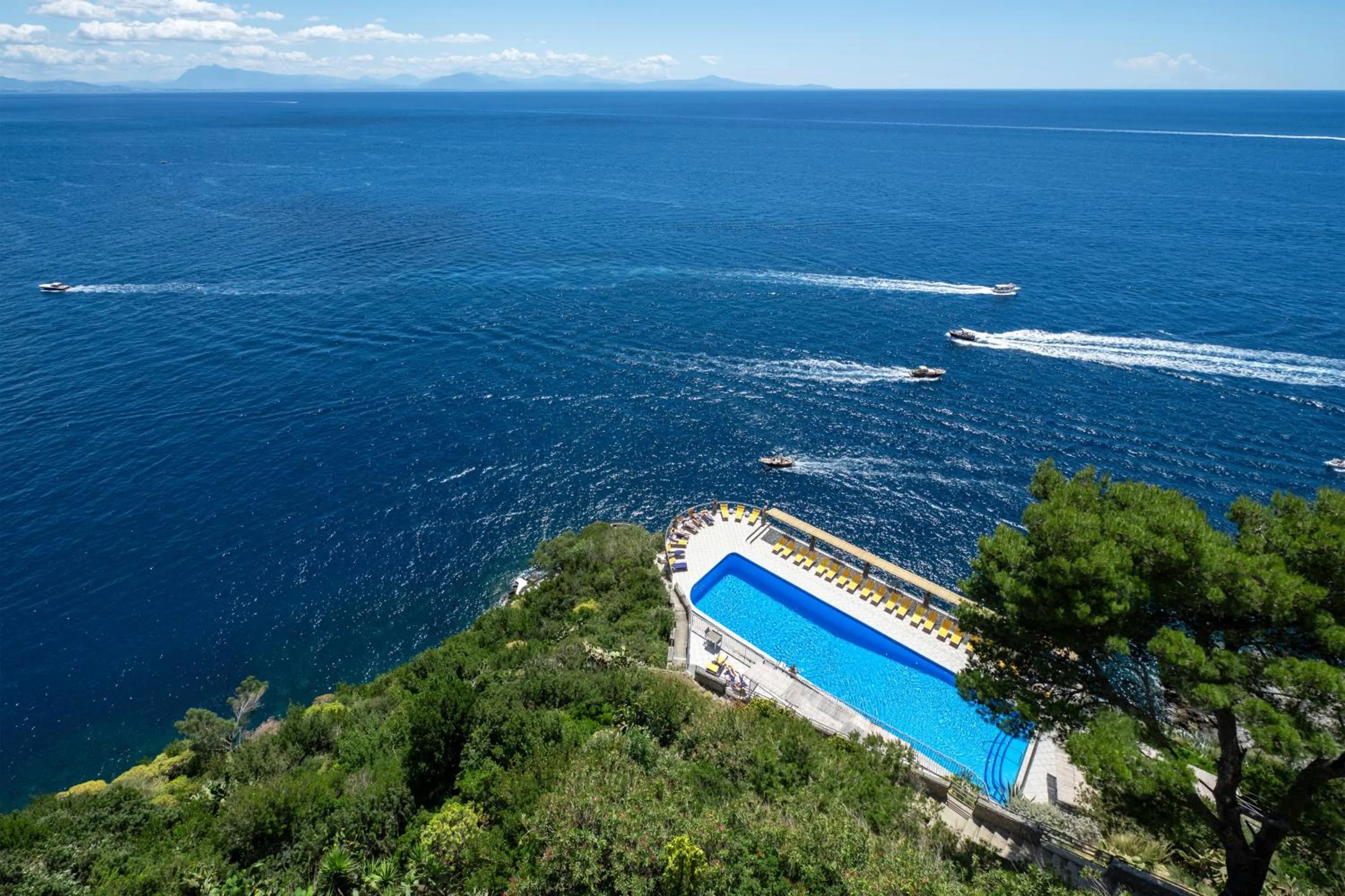 Pool view in Hotel Belvedere