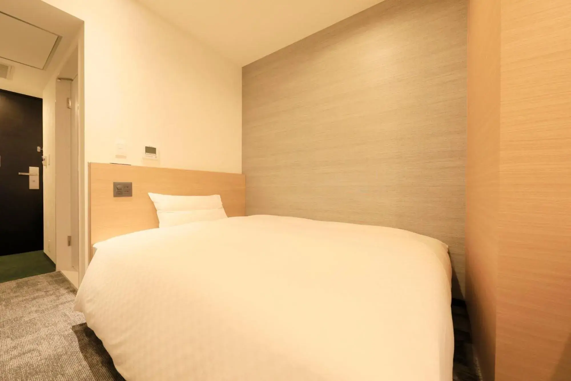 Photo of the whole room, Bed in Via Inn Prime Akasaka Photo of the whole room, Bed in Via Inn Prime Akasaka