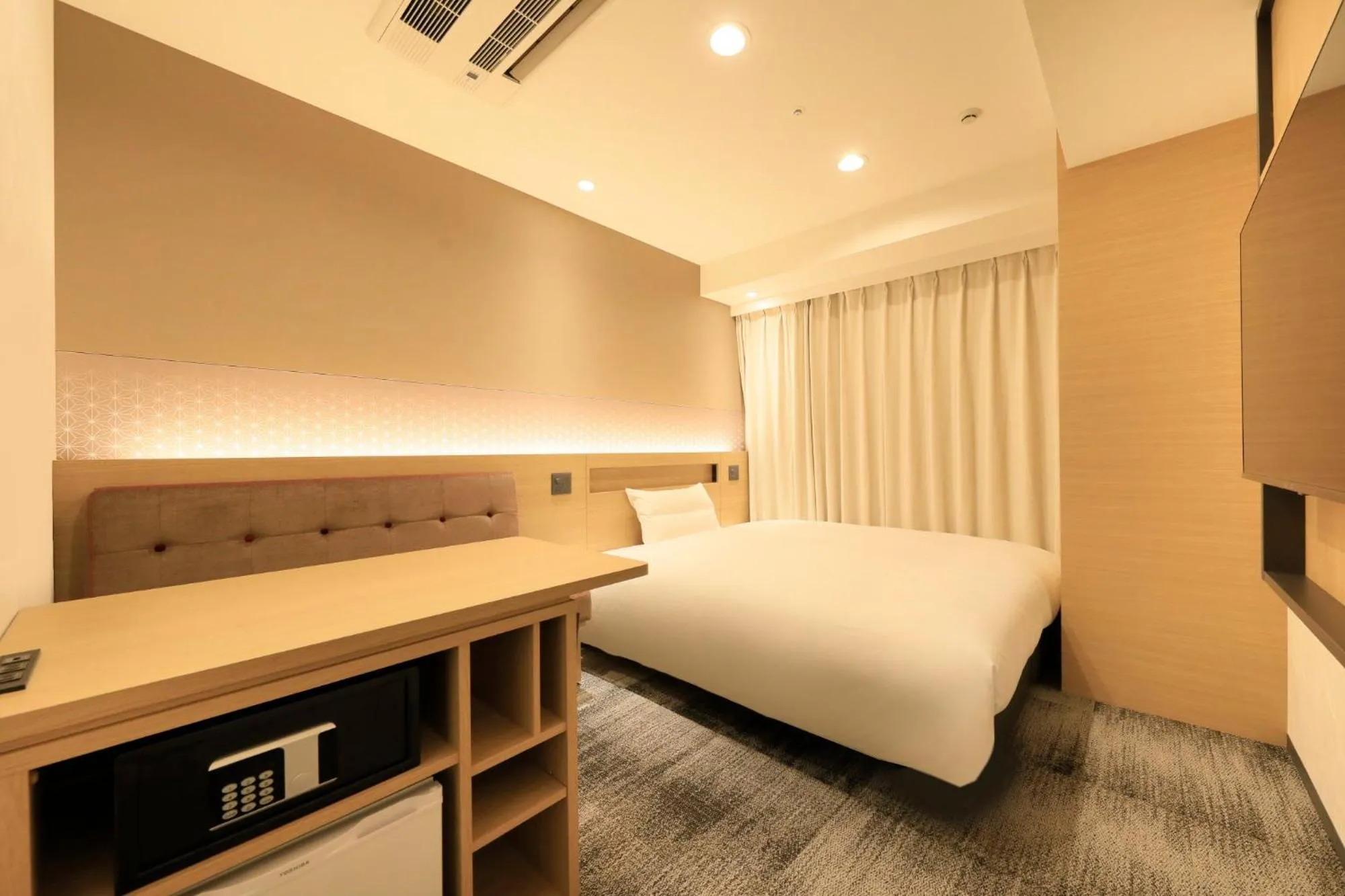 Photo of the whole room, Bed in Via Inn Prime Akasaka