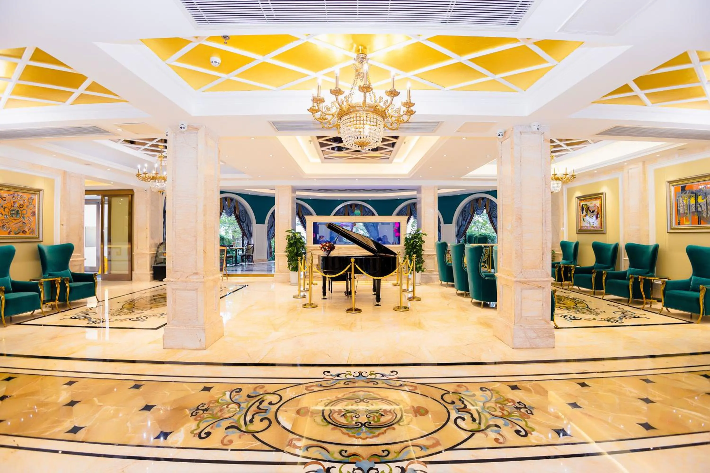 Lobby or reception in Continental Xin Hao Hotel and Resort 洲际新濠酒店
