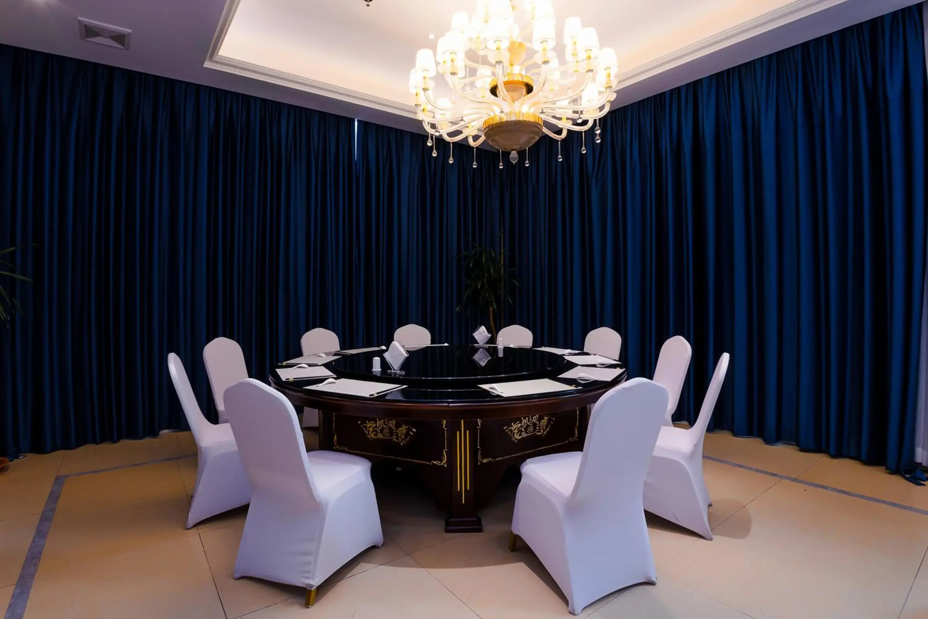 Restaurant/places to eat in Continental Xin Hao Hotel and Resort 洲际新濠酒店 Restaurant/places to eat in Continental Xin Hao Hotel and Resort 洲际新濠酒店