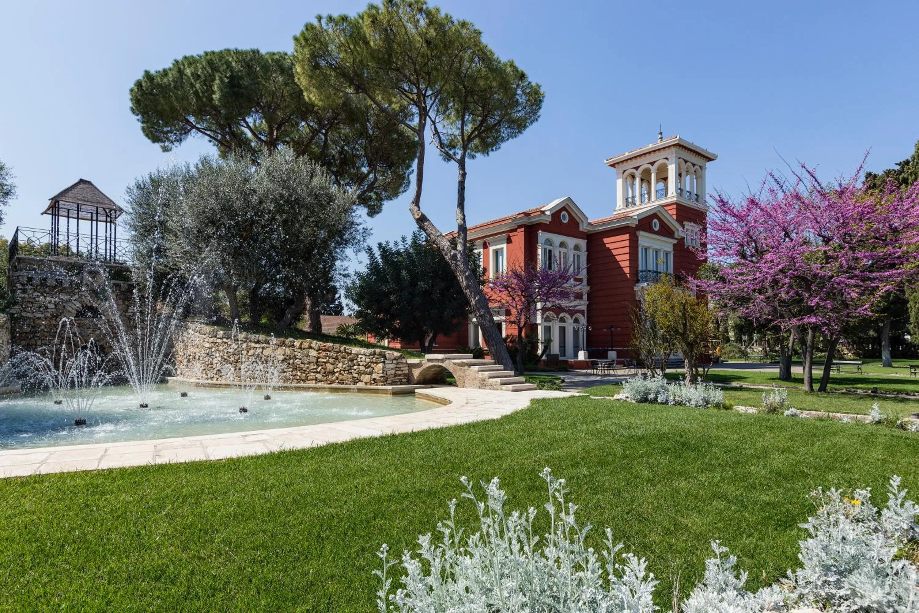 Property building in Mercure Villa Romanazzi Carducci Bari