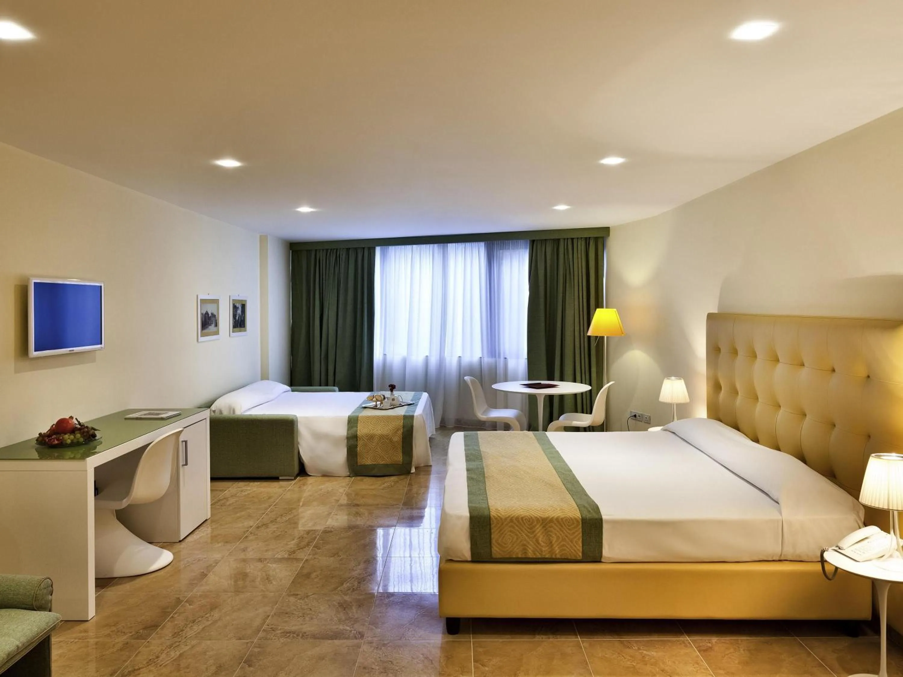 Bedroom, Bed in Mercure Villa Romanazzi Carducci Bari