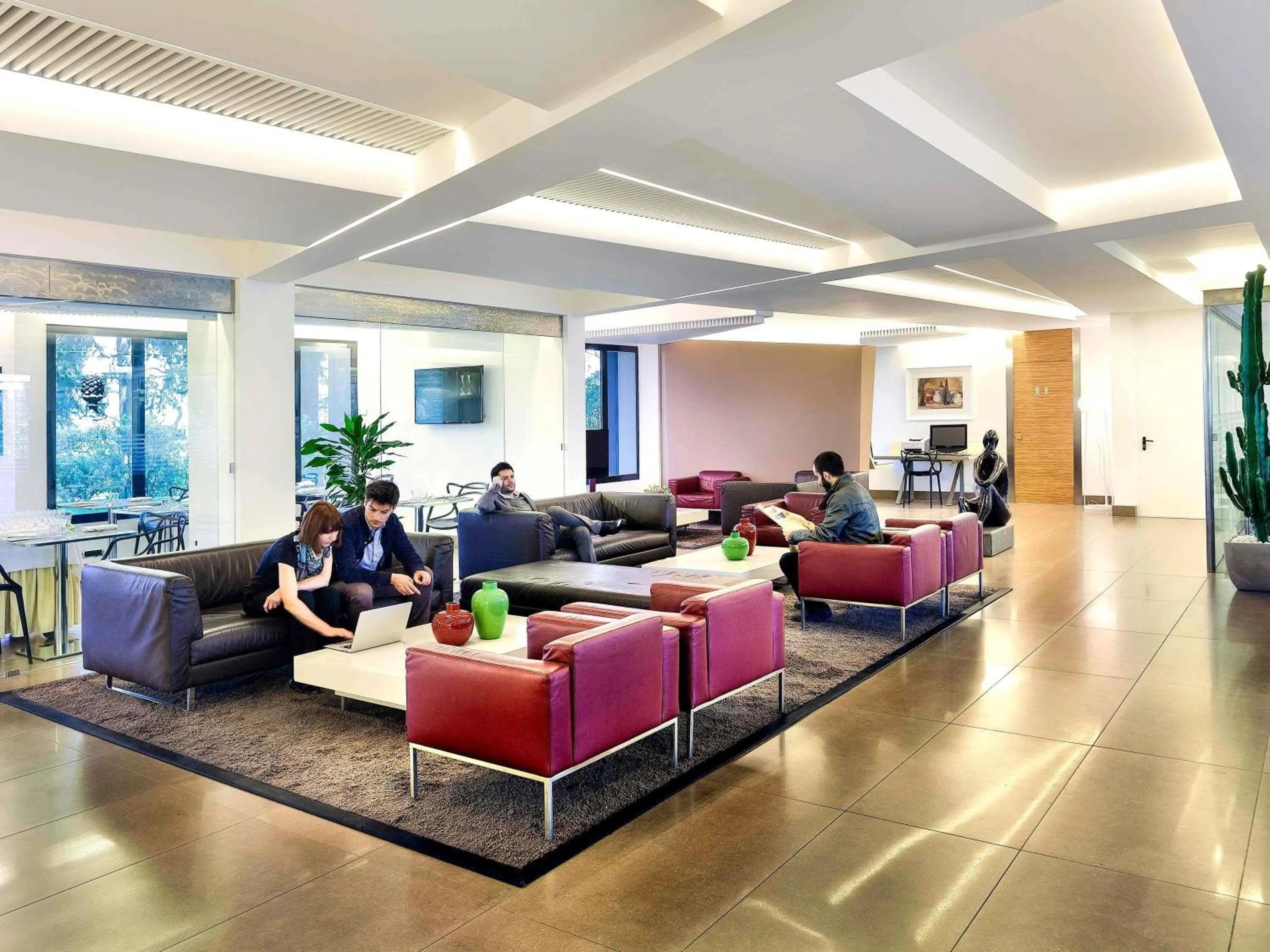 Property building in Mercure Villa Romanazzi Carducci Bari