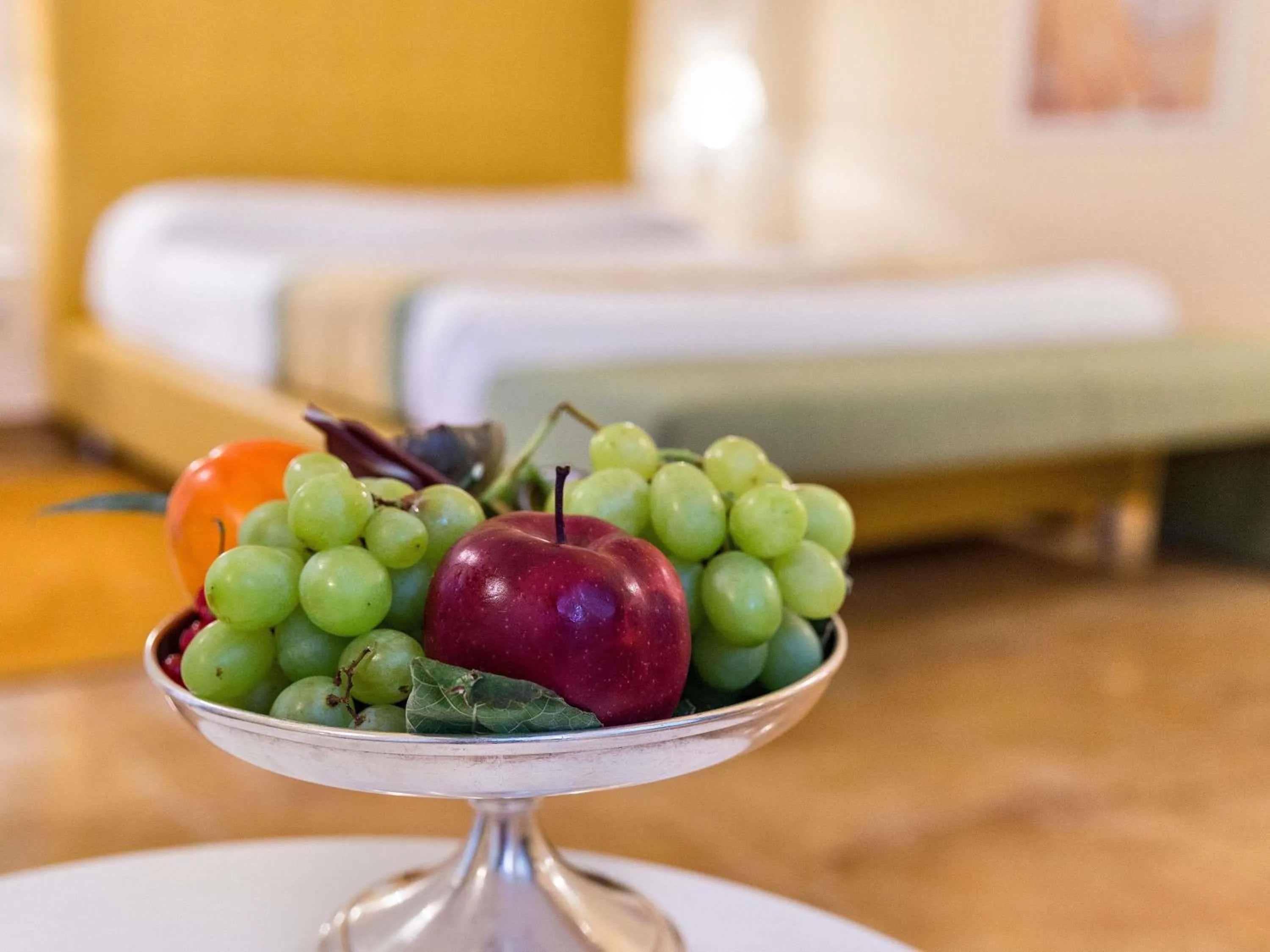 Photo of the whole room, Bed in Mercure Villa Romanazzi Carducci Bari