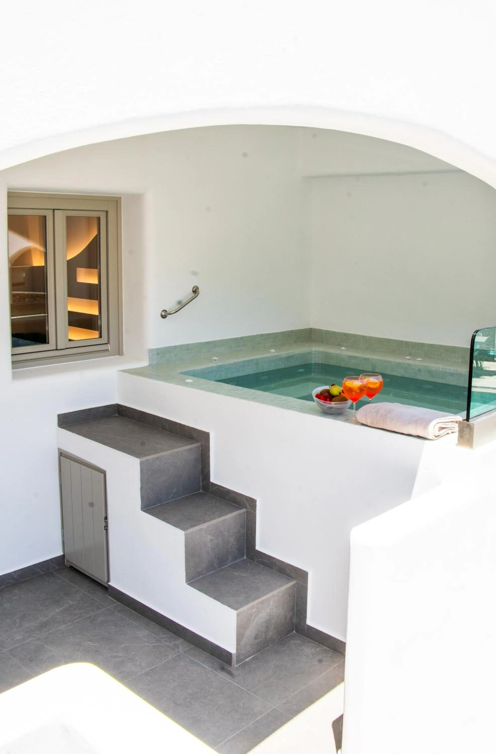 Mountain and Sea Suites