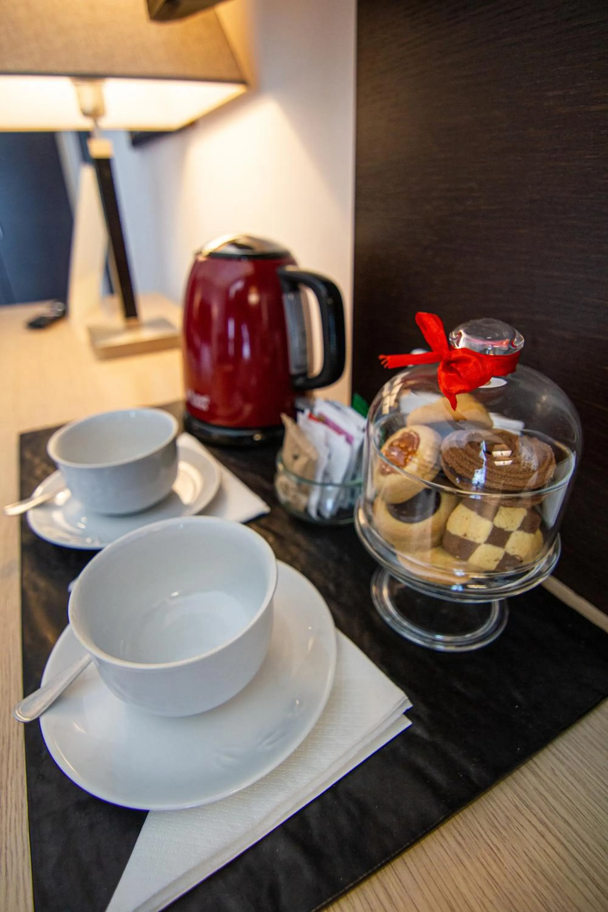 Coffee/tea facilities in Tuscany Inn