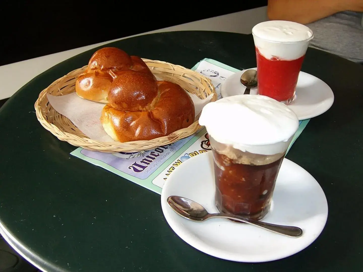 Food and drinks in Malù Suites Food and drinks in Malù Suites