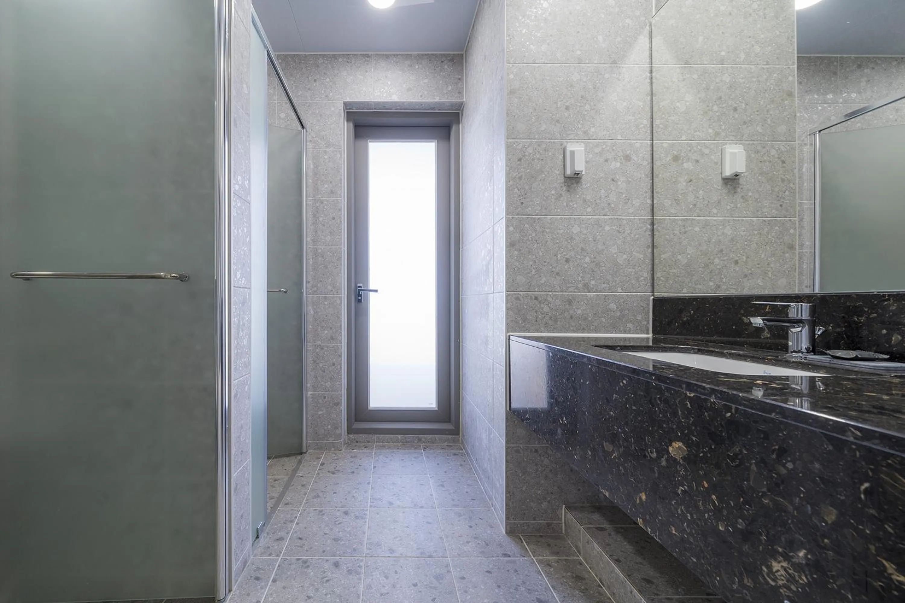 Bathroom in Gangneung Chonpines Ocean Suites Hotel