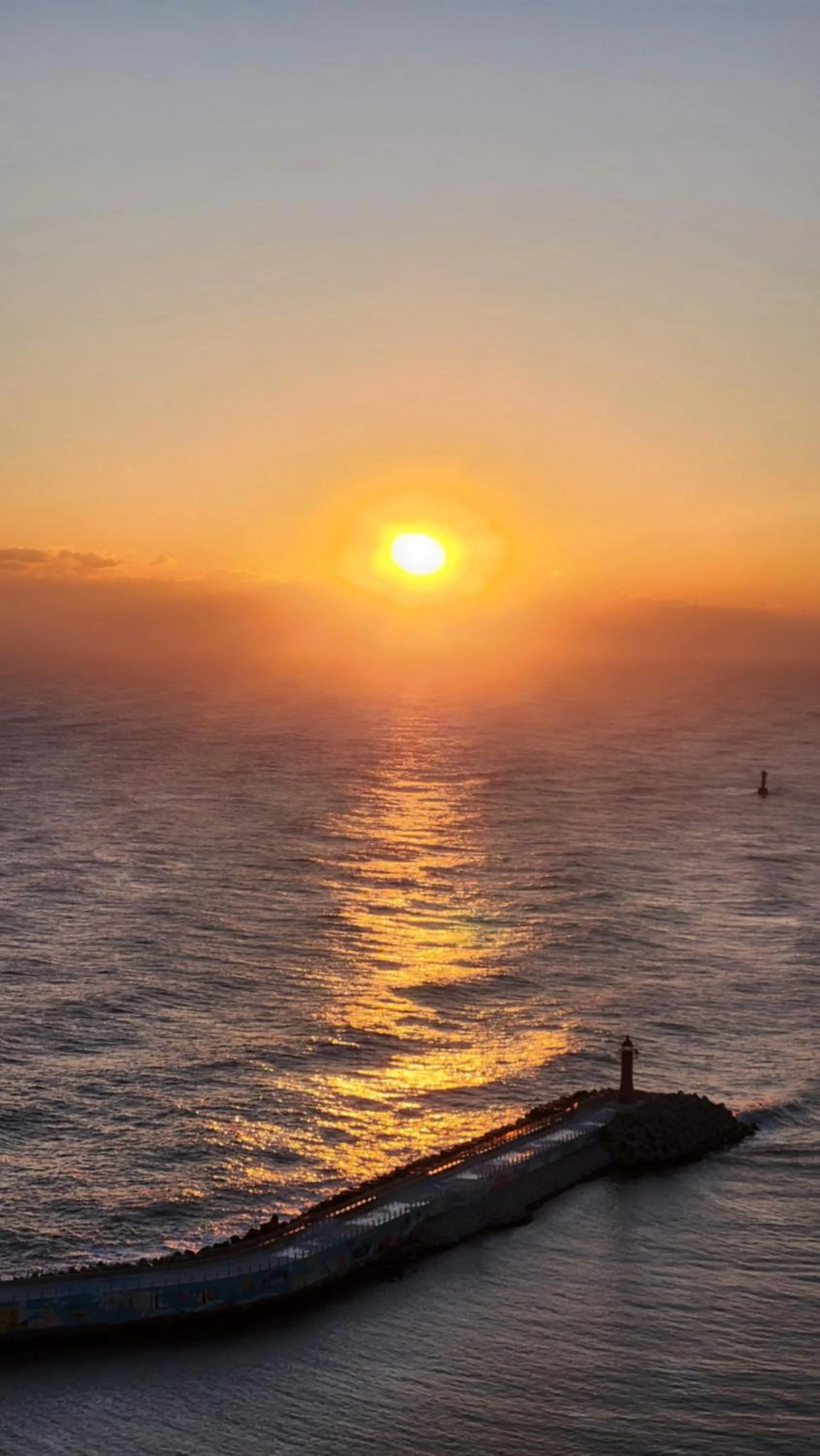 Sunrise in Gangneung Chonpines Ocean Suites Hotel