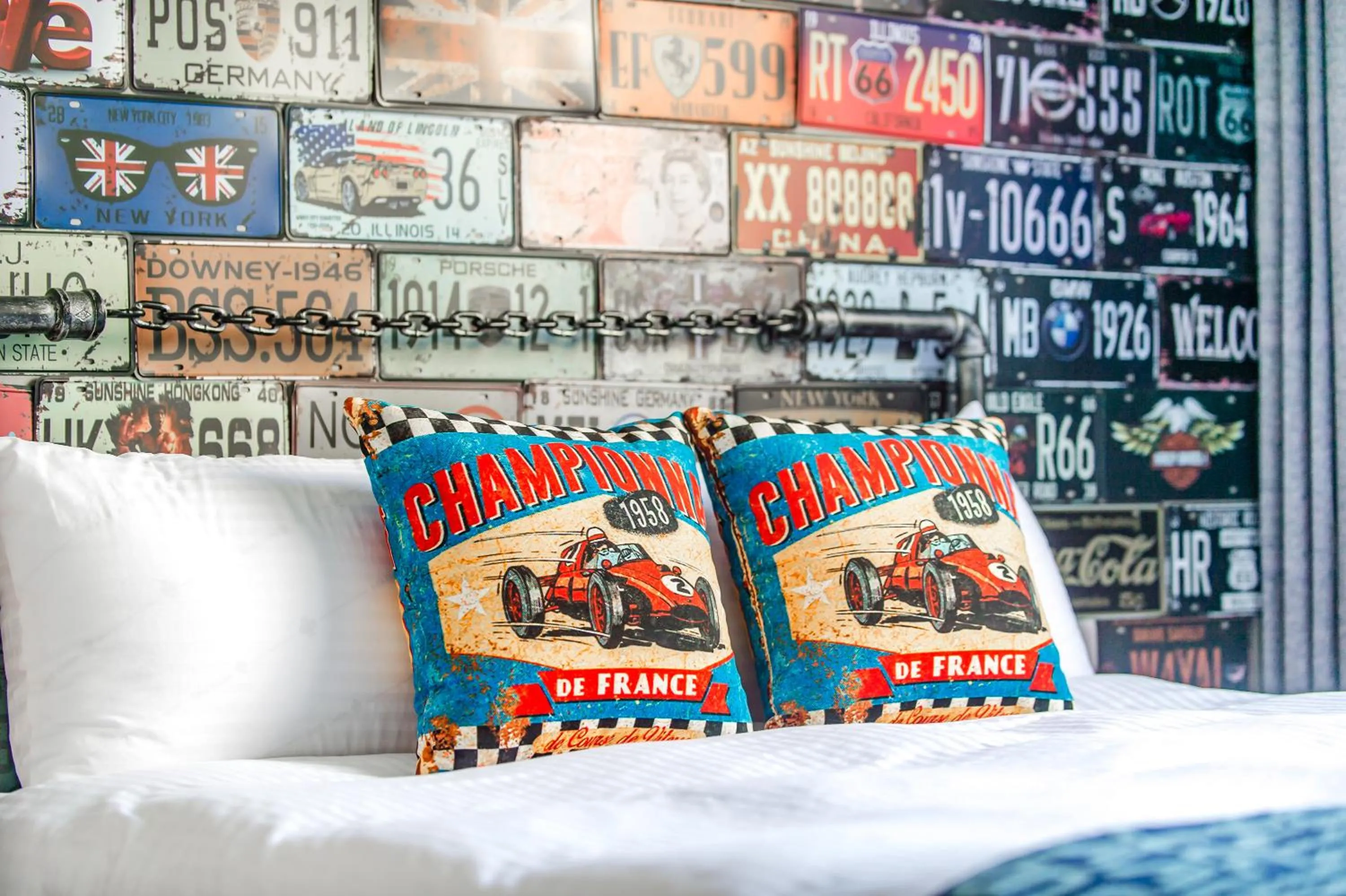 Bedroom, Bed in Flying Club