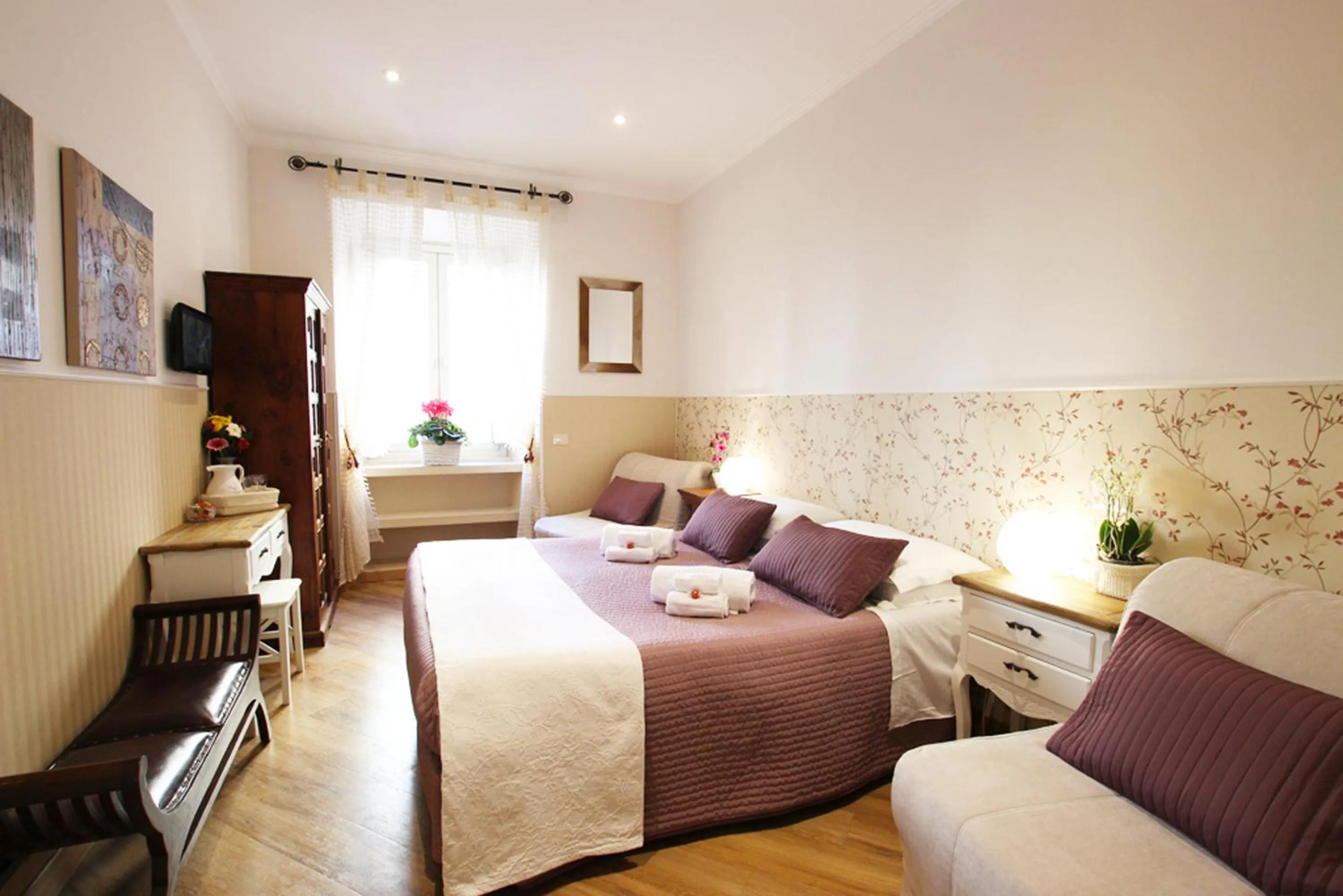 Photo of the whole room, Bed in Campanella3