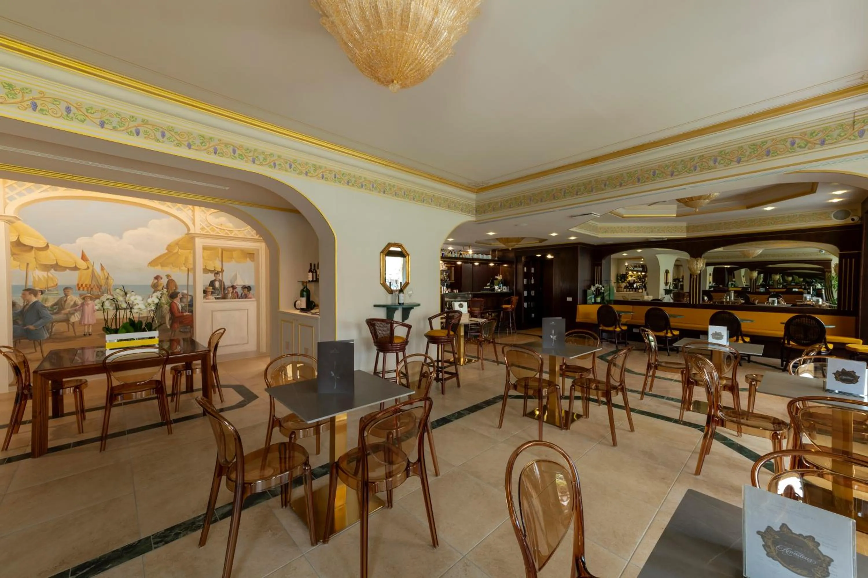 Lounge or bar in Hotel Hannover