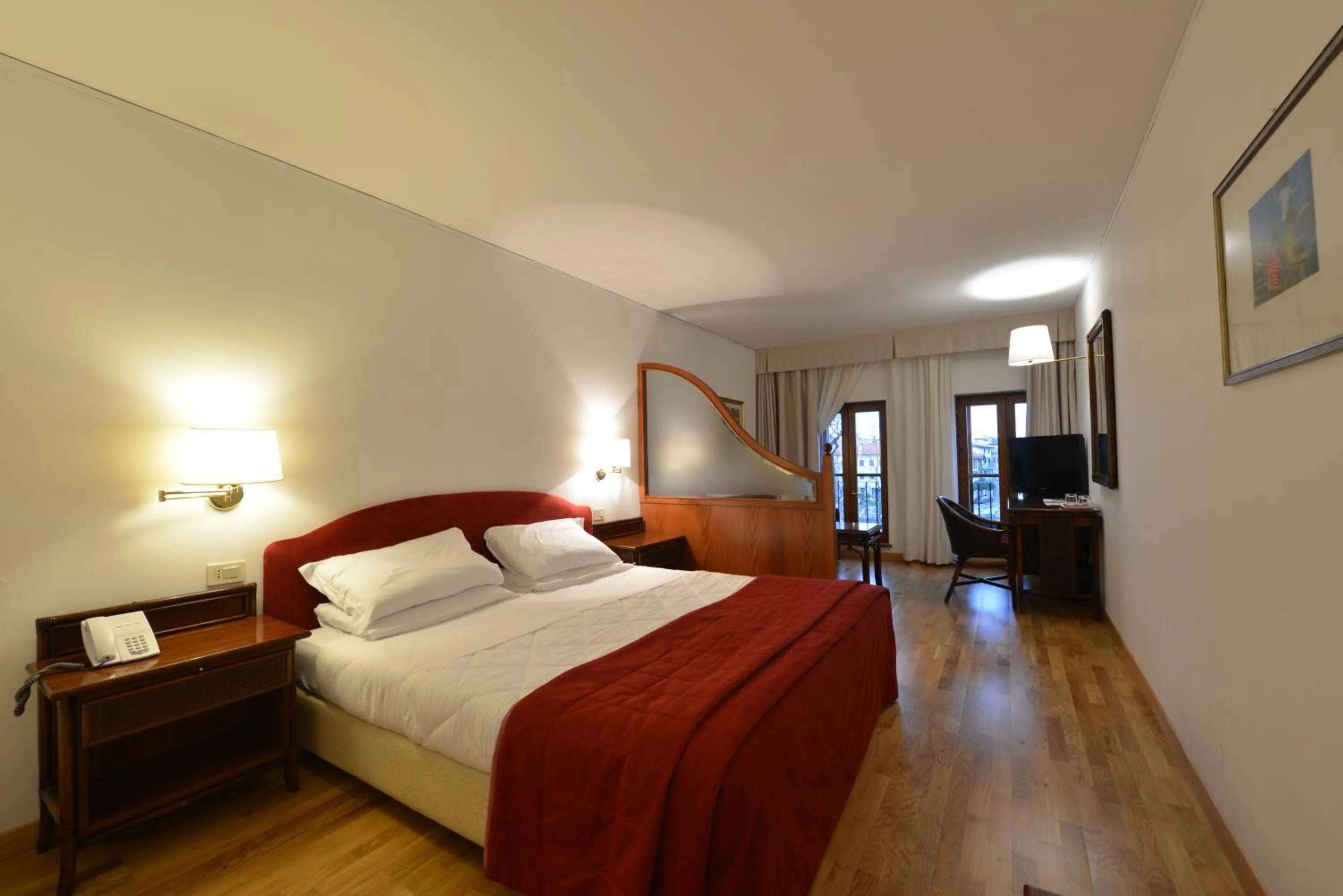 Photo of the whole room, Bed in Hotel Hannover