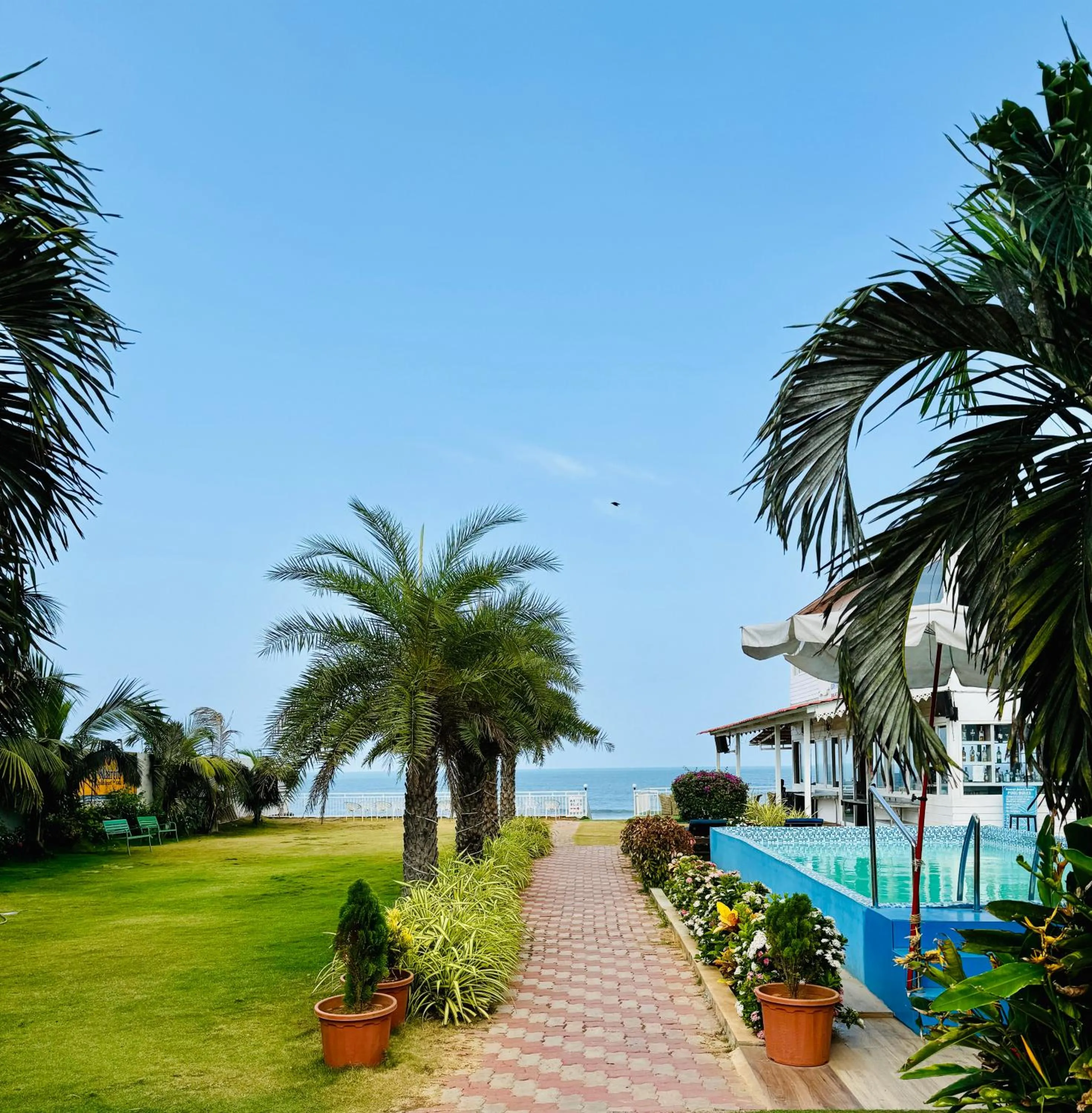 Day in Maargit Beach Resort