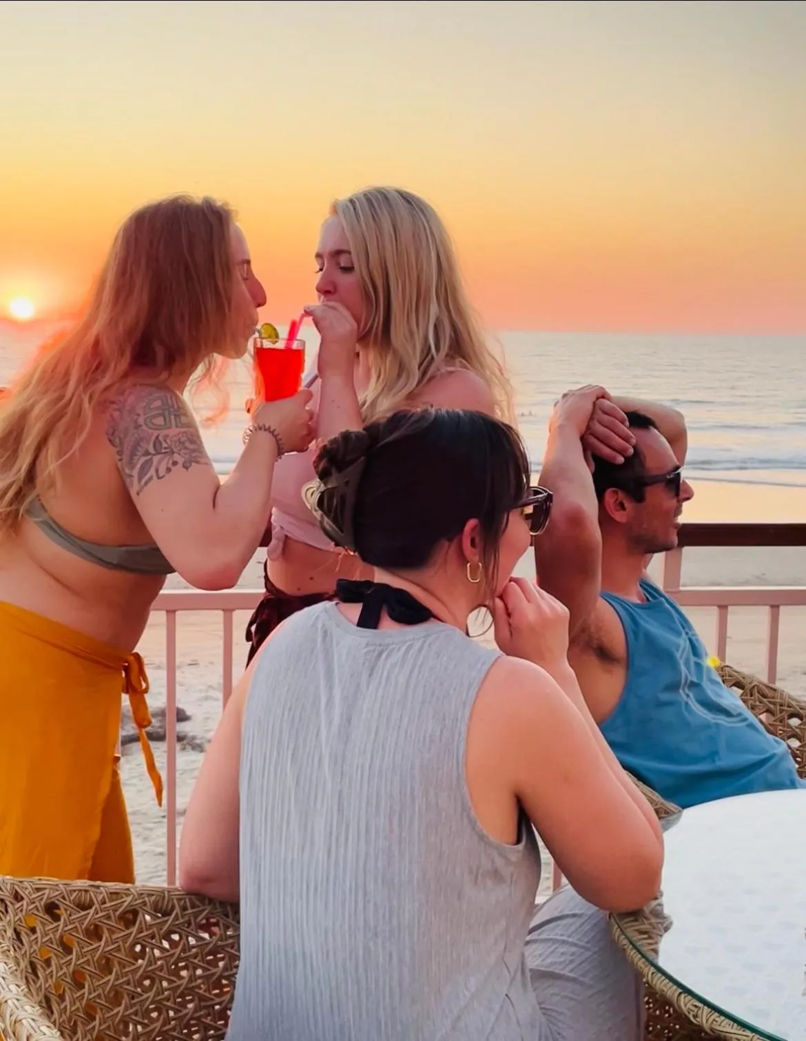 Restaurant/places to eat in Maargit Beach Resort