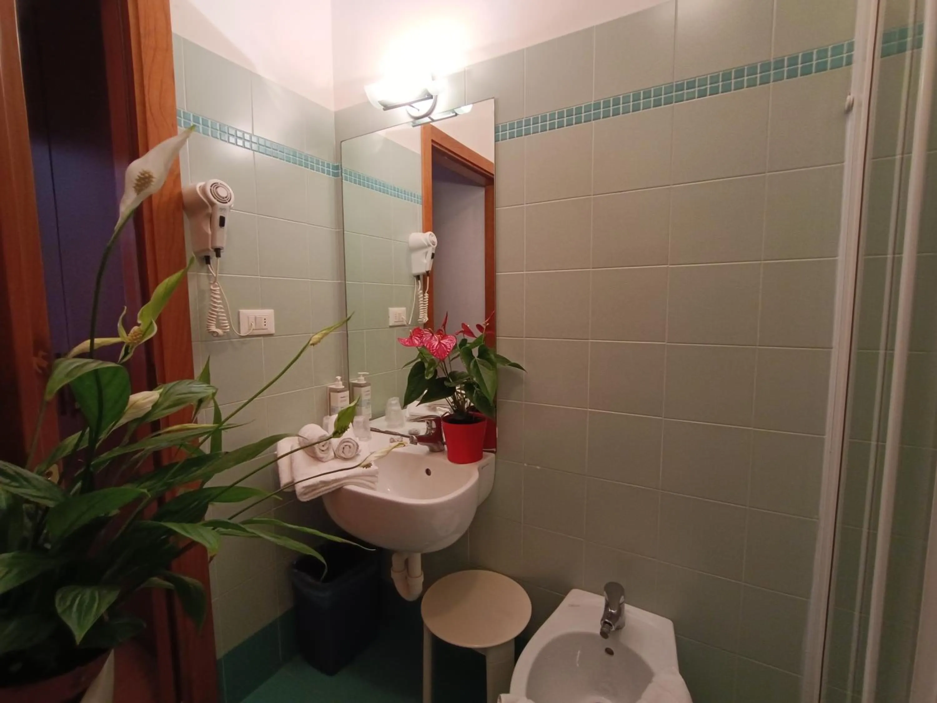 Bathroom in Hotel Il Guscio