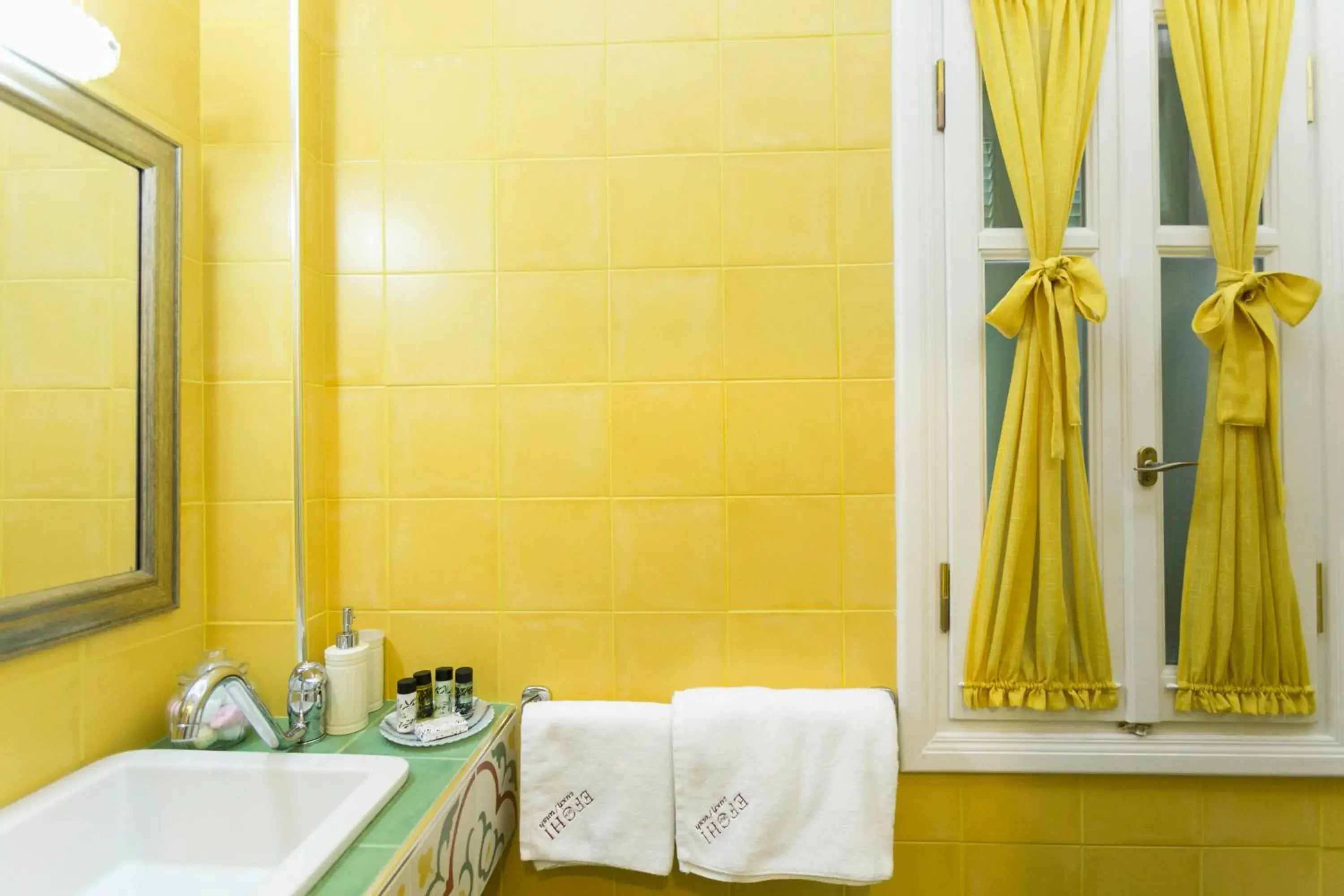 Bathroom in Efchi 1904 Bathroom in Efchi 1904