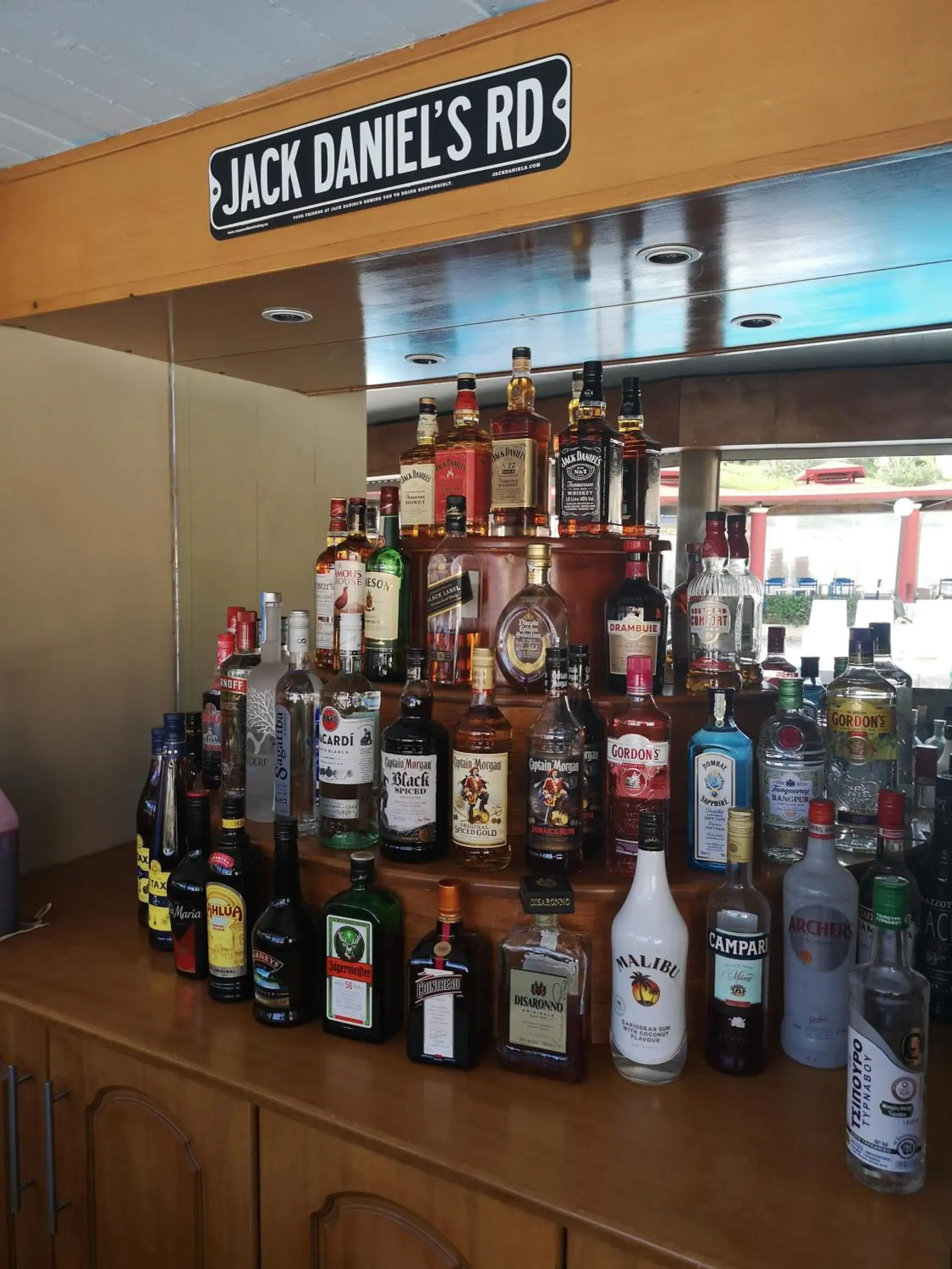 Lounge or bar in Mediterranean Blue Lounge or bar in Mediterranean Blue