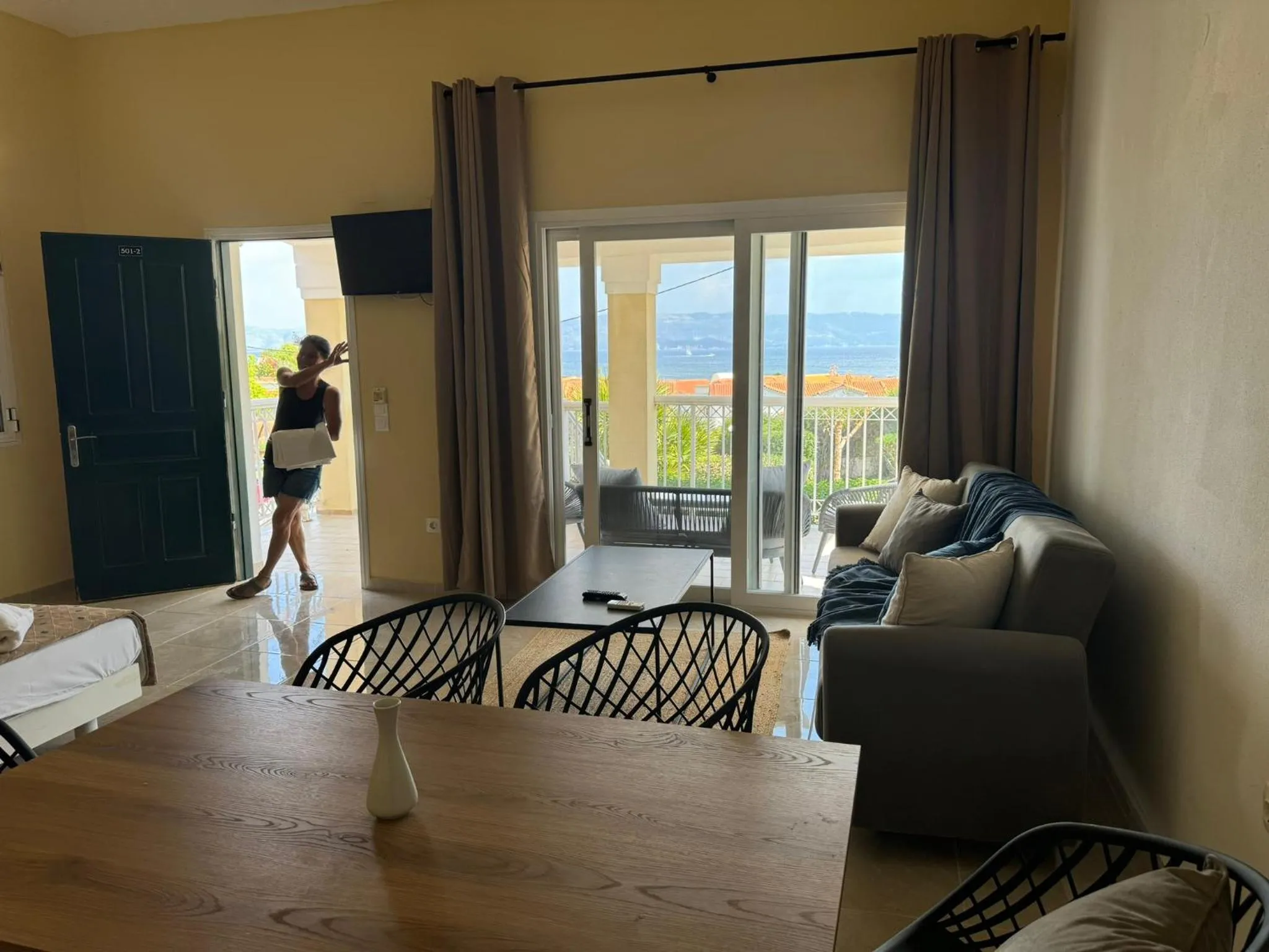 Living room, Bed in Mediterranean Blue