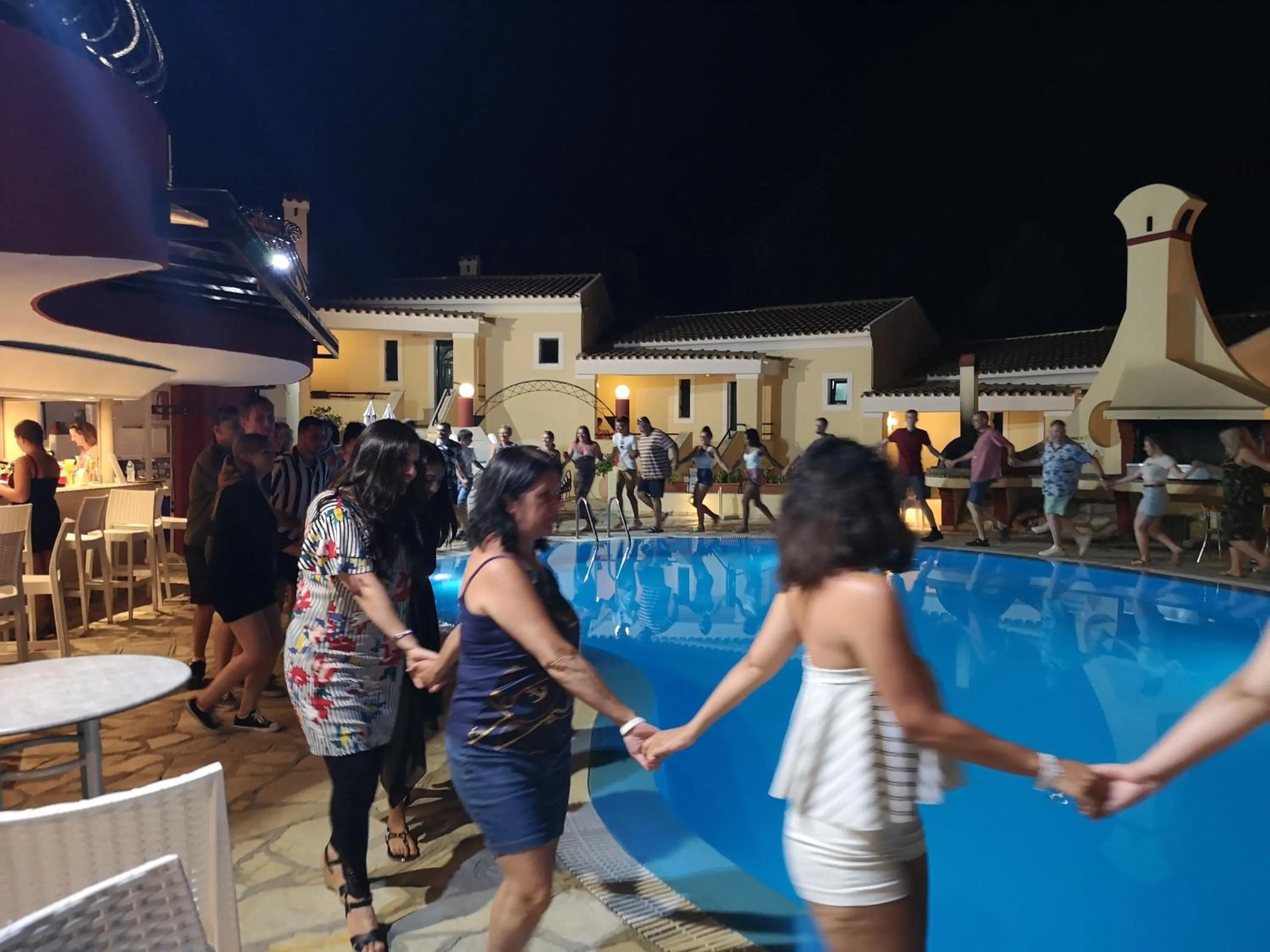 Evening entertainment in Mediterranean Blue