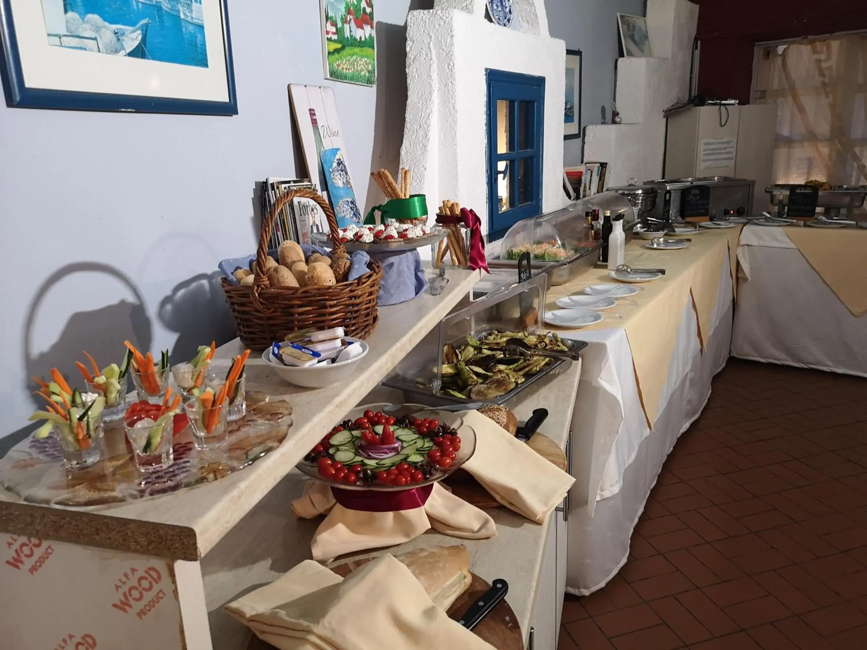 Food and drinks in Mediterranean Blue Food and drinks in Mediterranean Blue