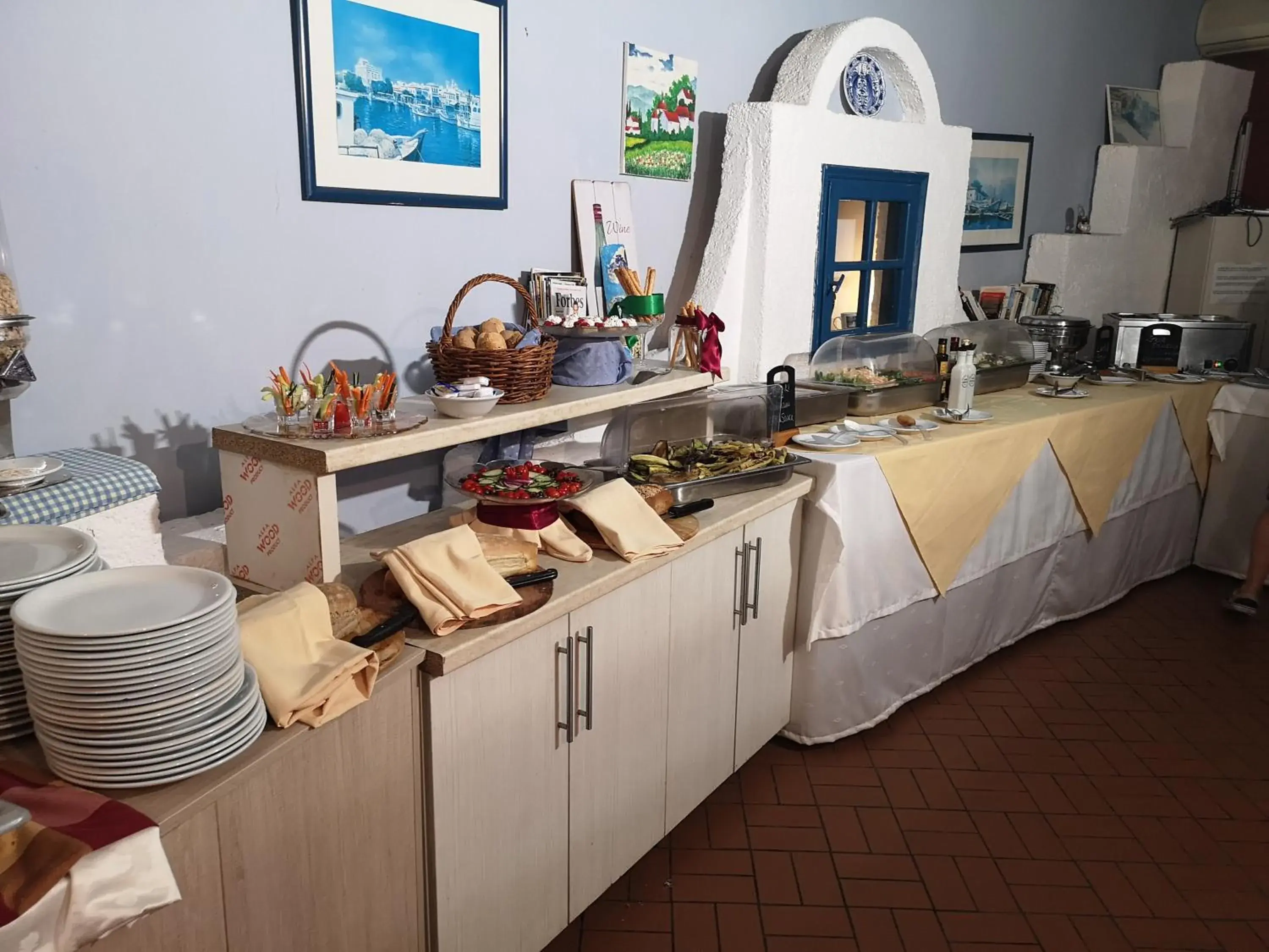 Food and drinks in Mediterranean Blue Food and drinks in Mediterranean Blue