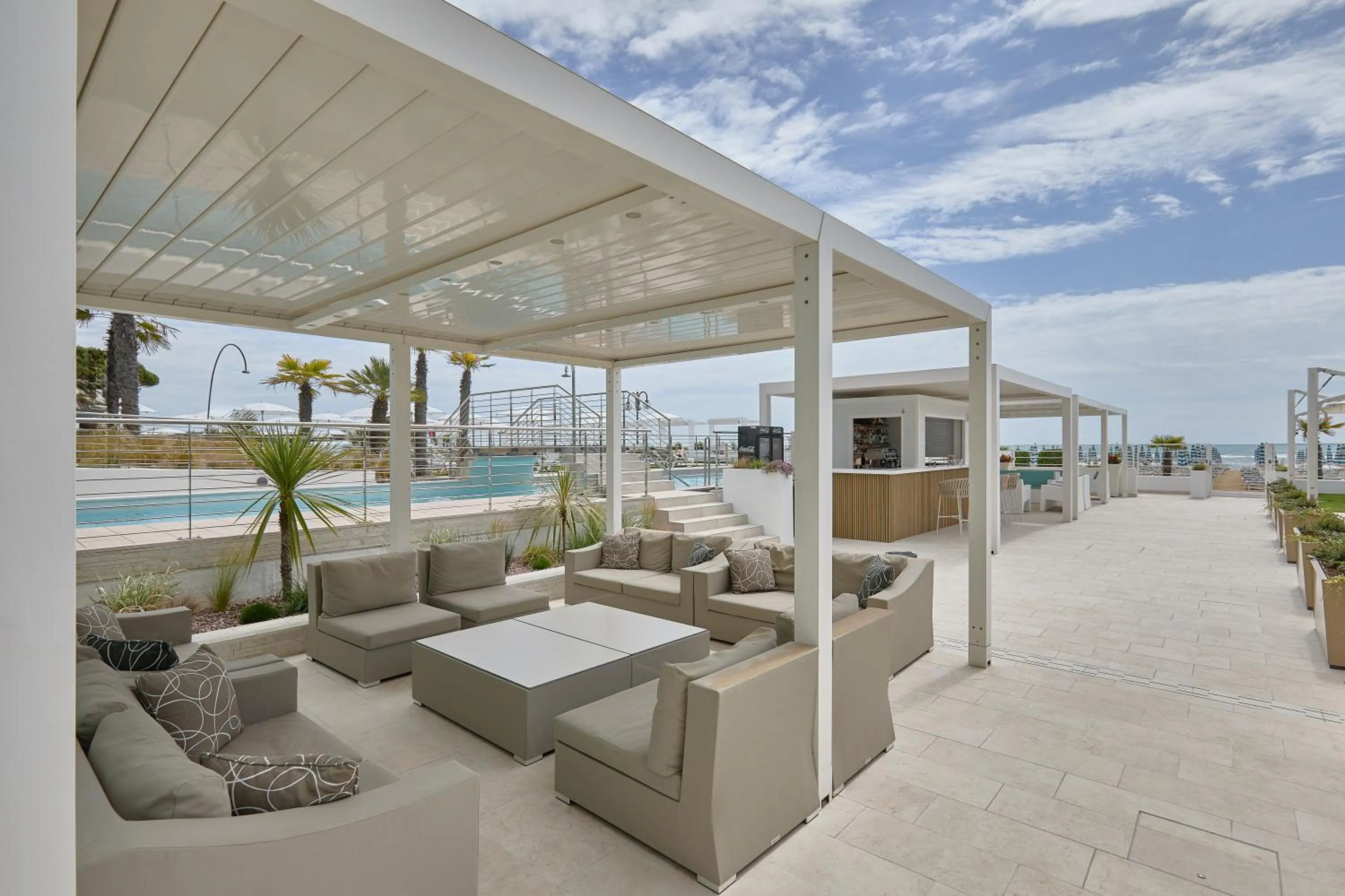 Restaurant/places to eat in Hotel Le Soleil