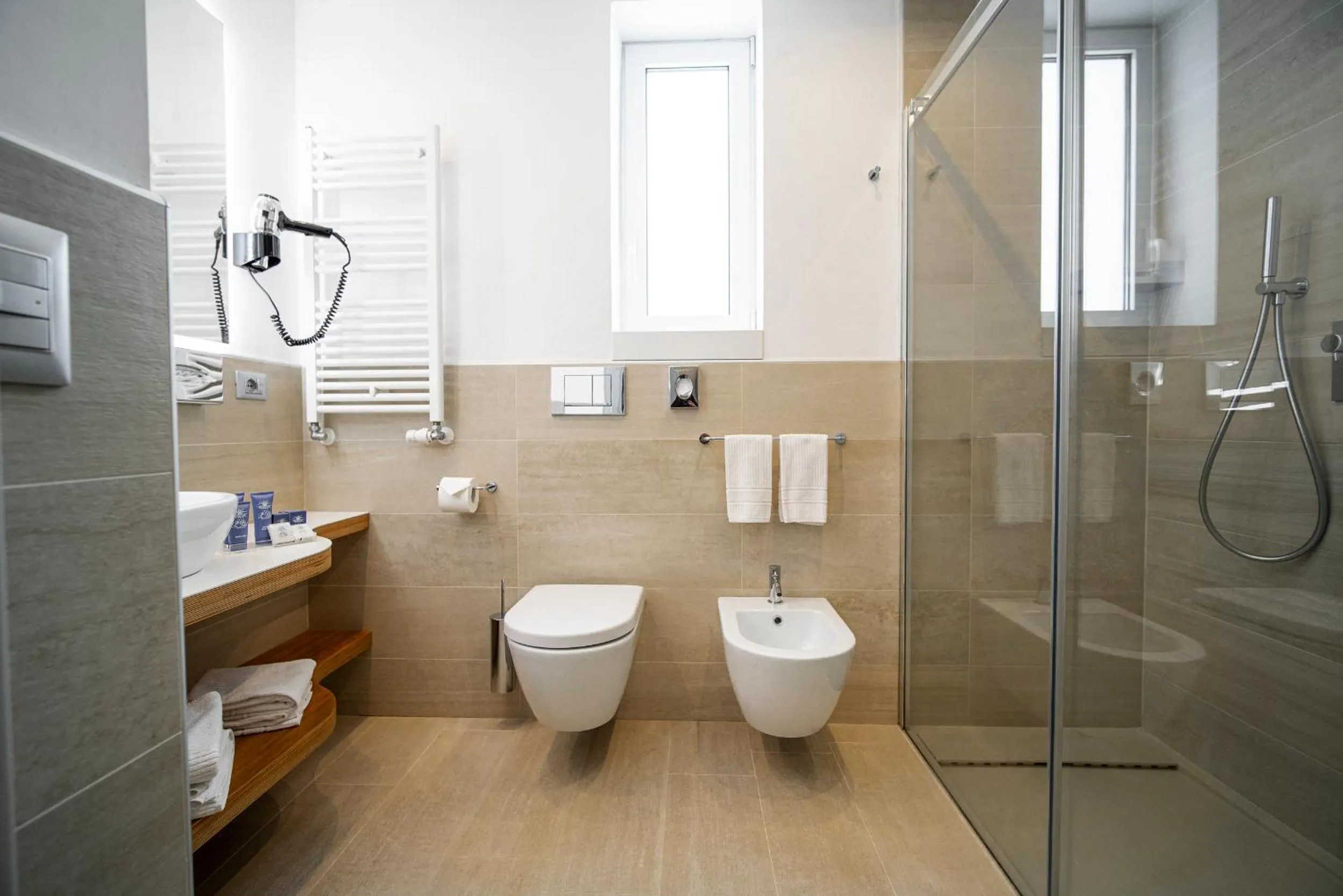 Bathroom in Hotel Le Soleil