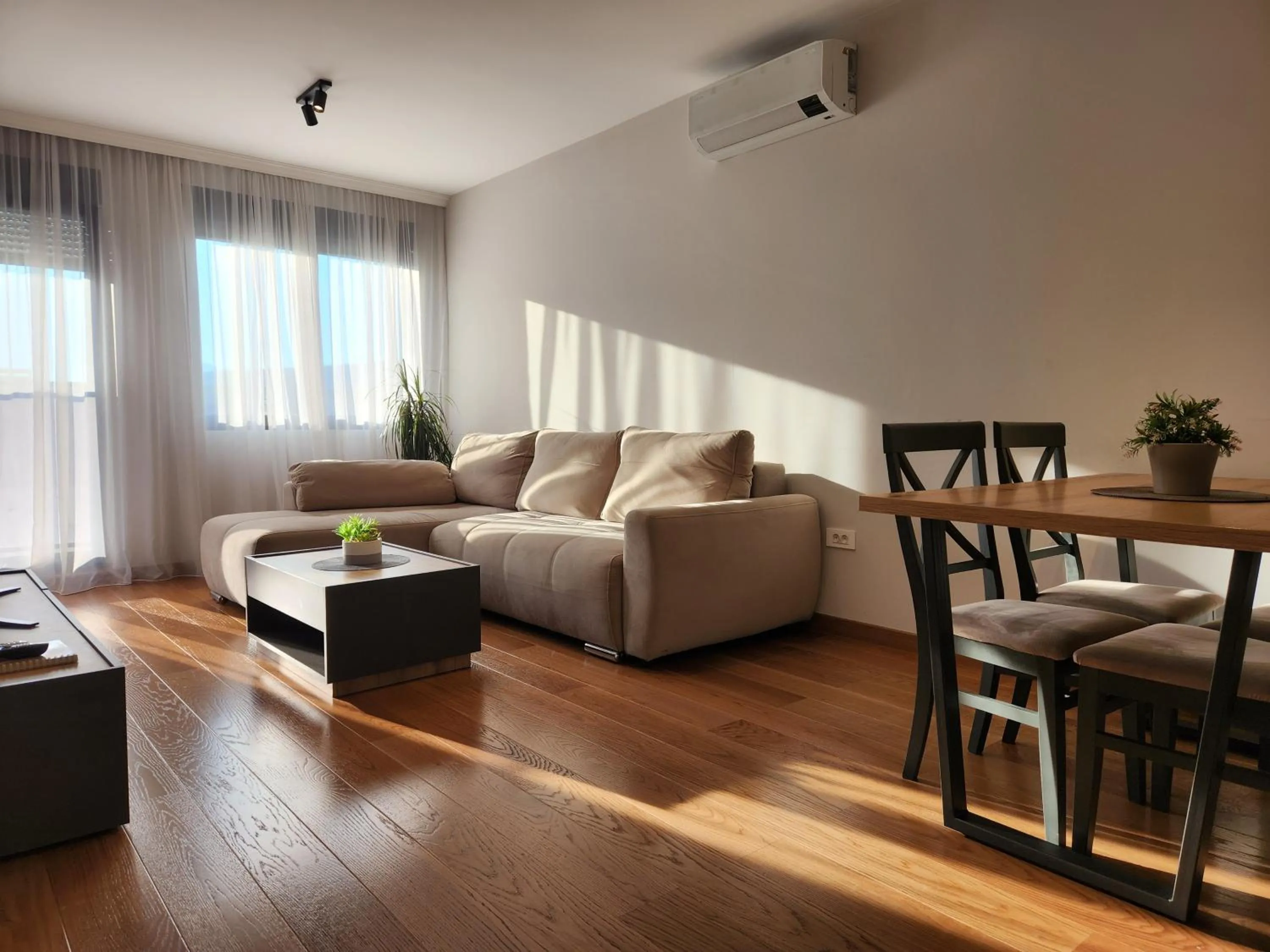 Living room in Green Apartments Podgorica With Garage
