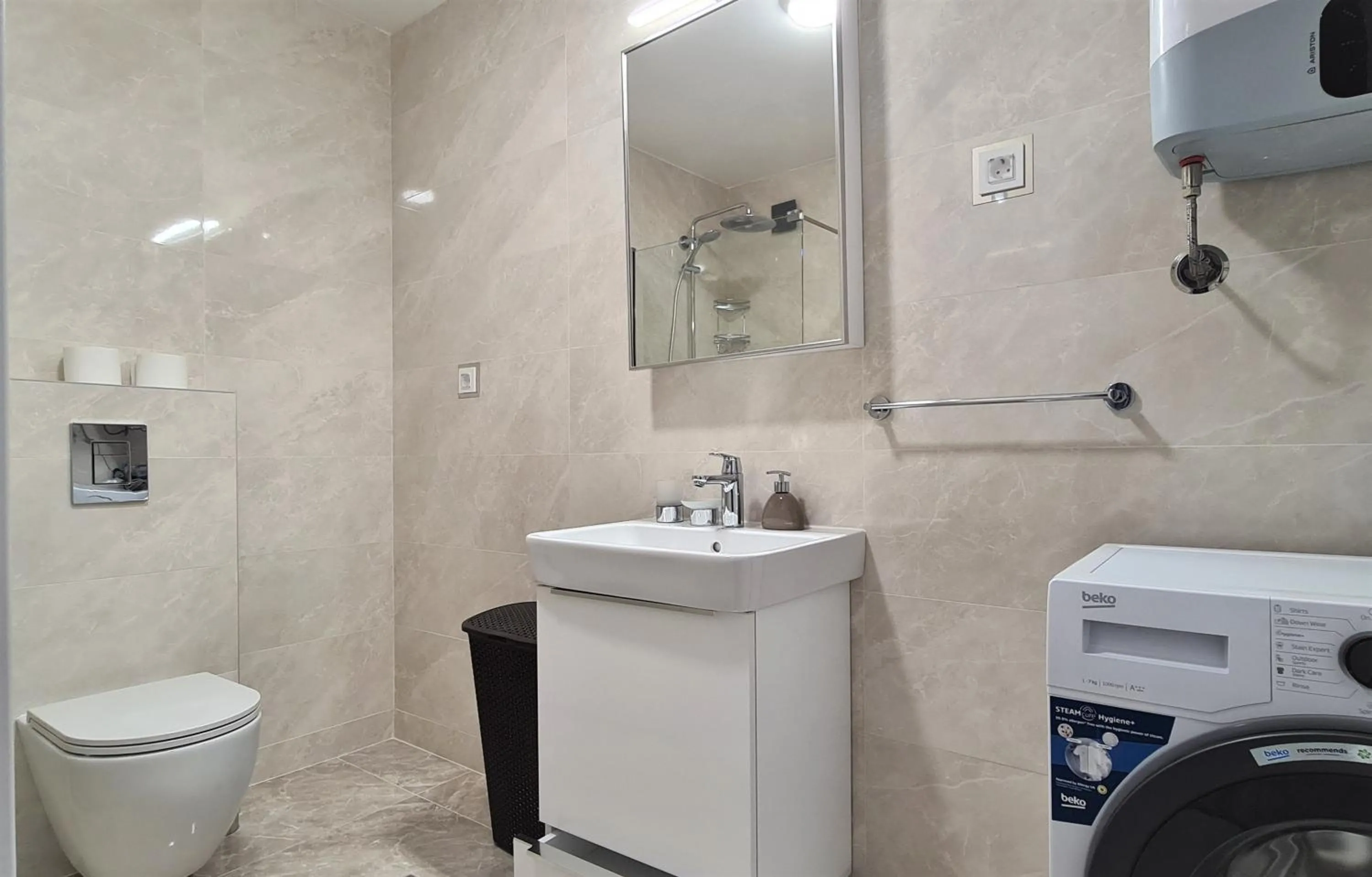 Bathroom in Green Apartments Podgorica With Garage