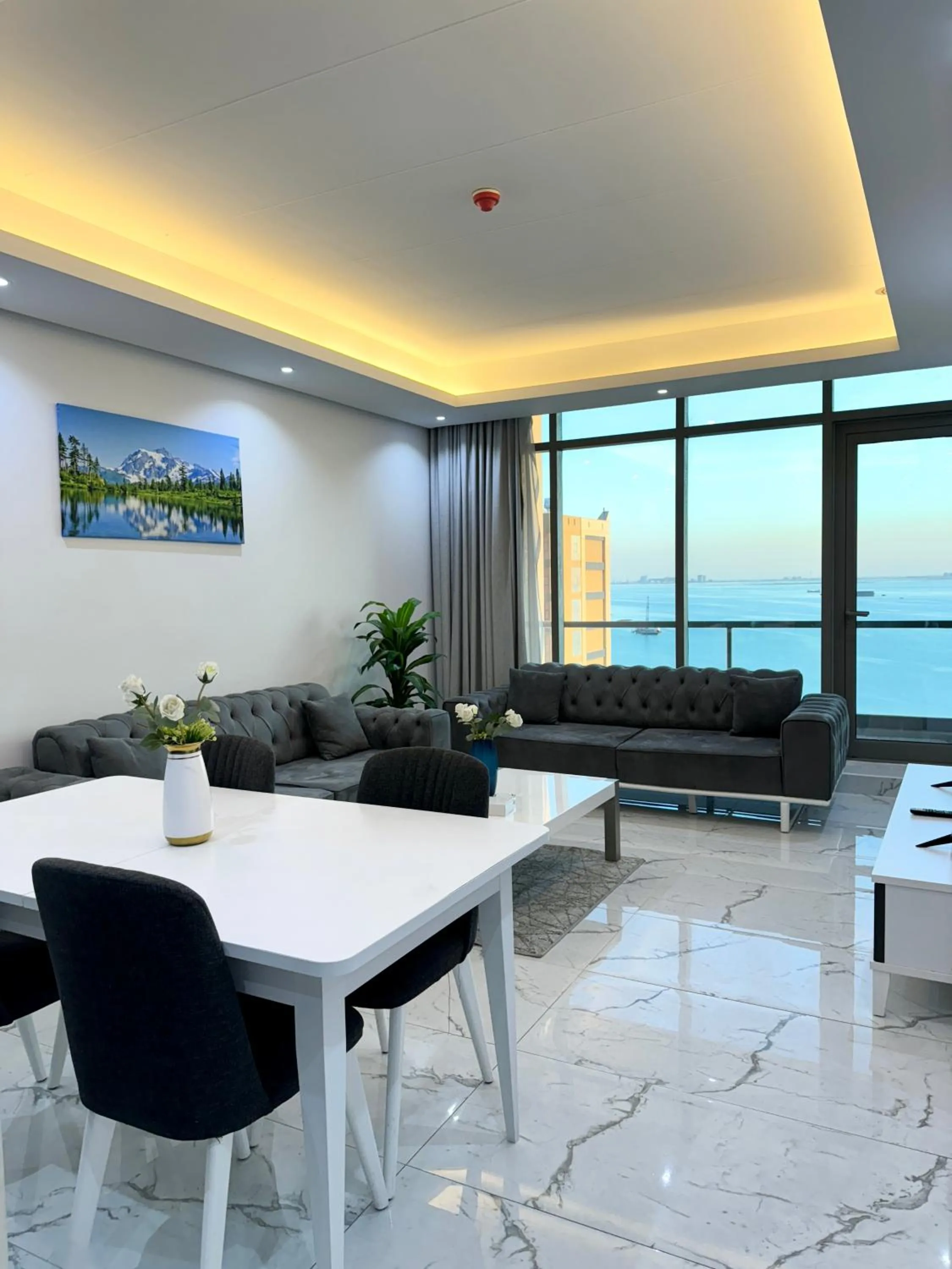 Living room in Al Safwa One