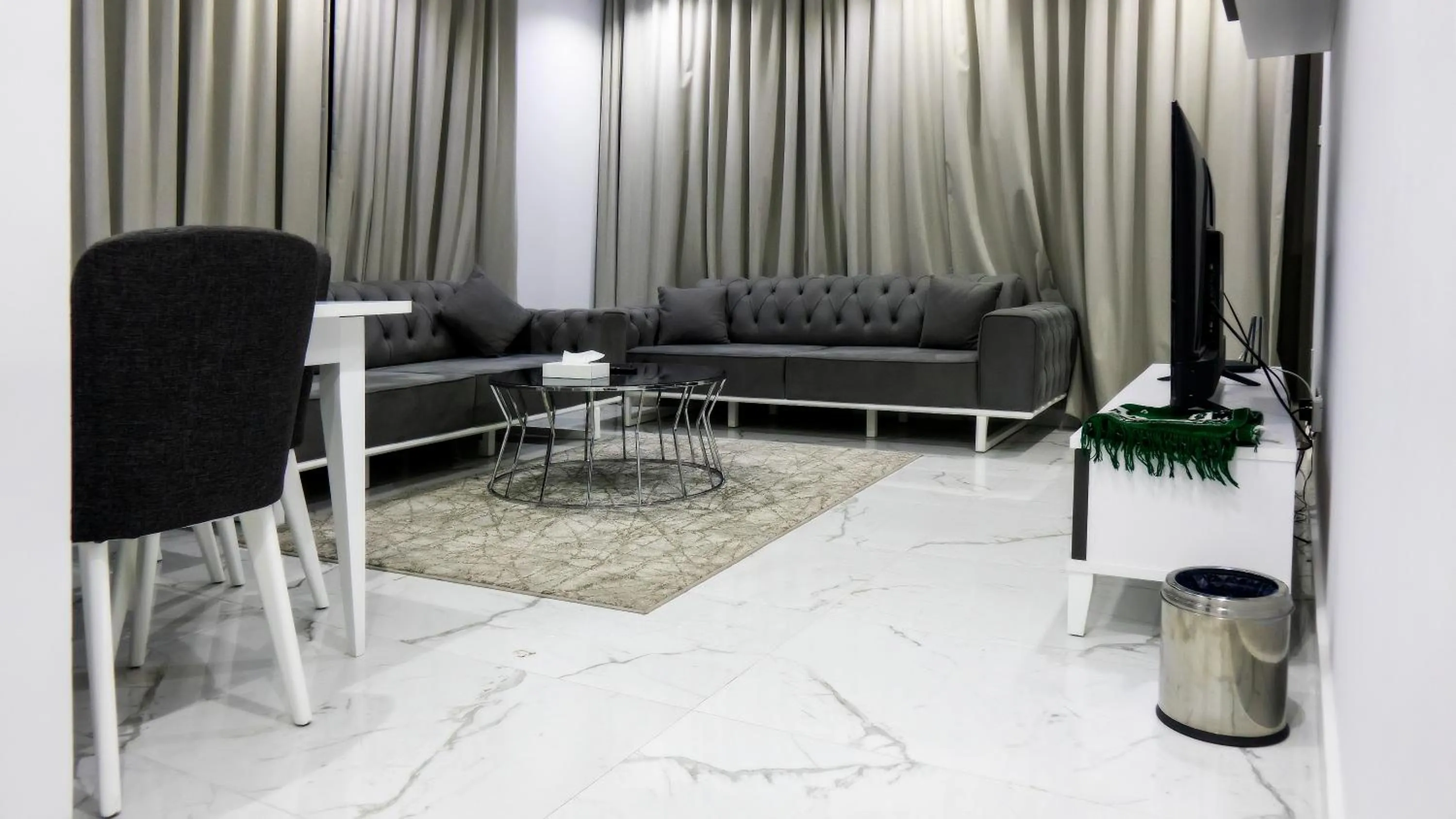 Living room in Al Safwa One