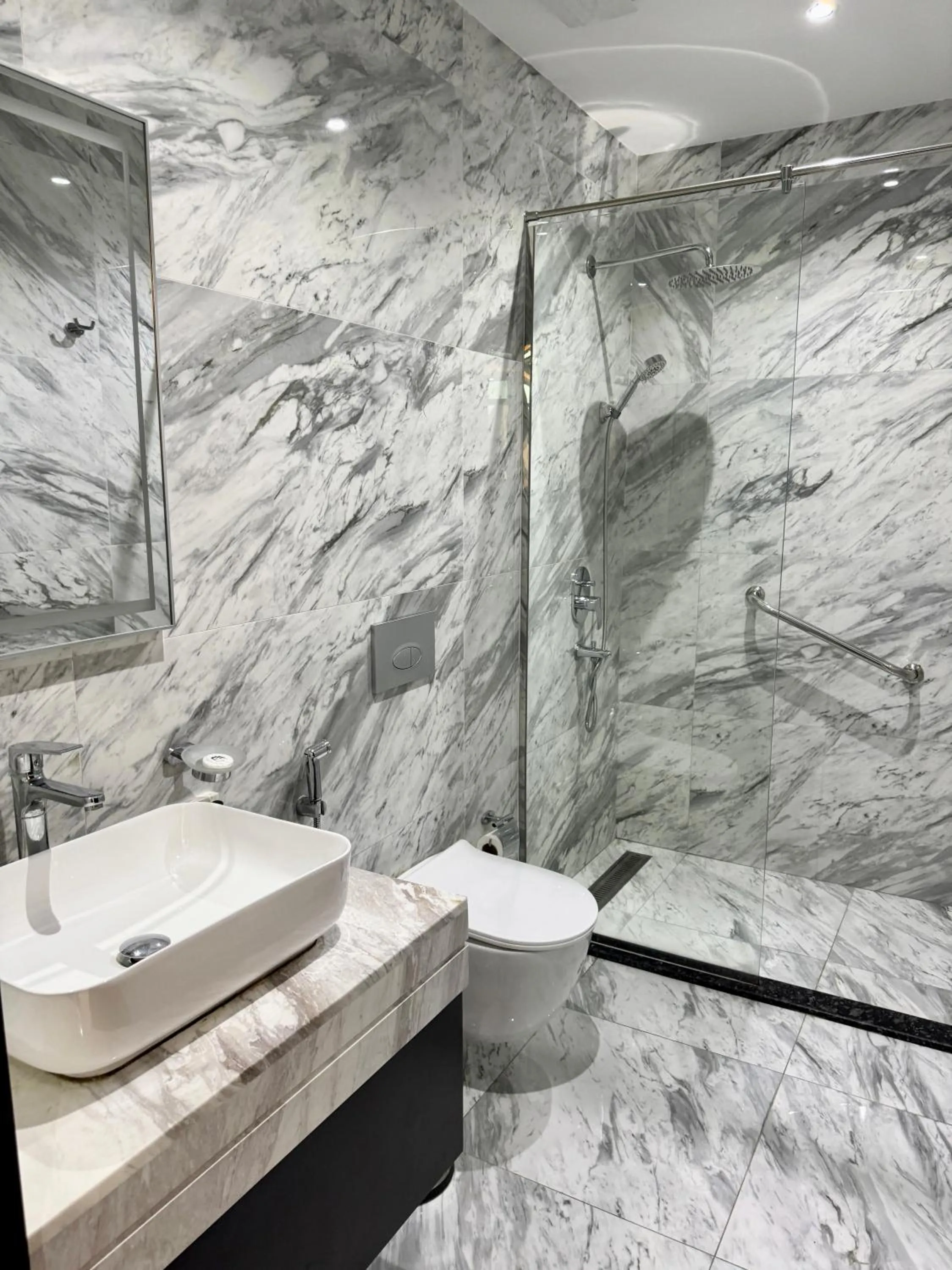 Bathroom in Al Safwa One