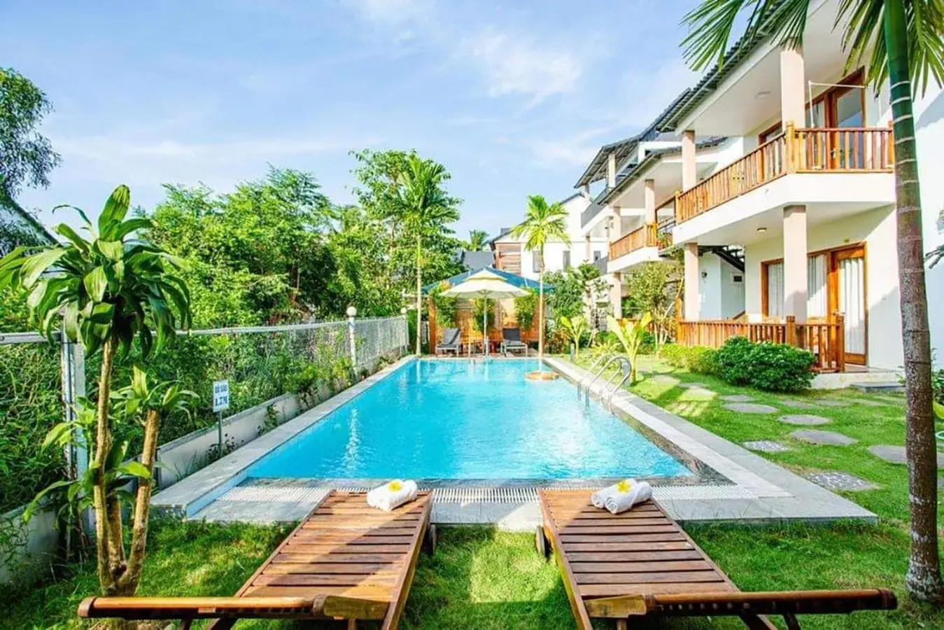 Swimming pool in Mộc Lam Bungalow Phú Quốc Swimming pool in Mộc Lam Bungalow Phú Quốc