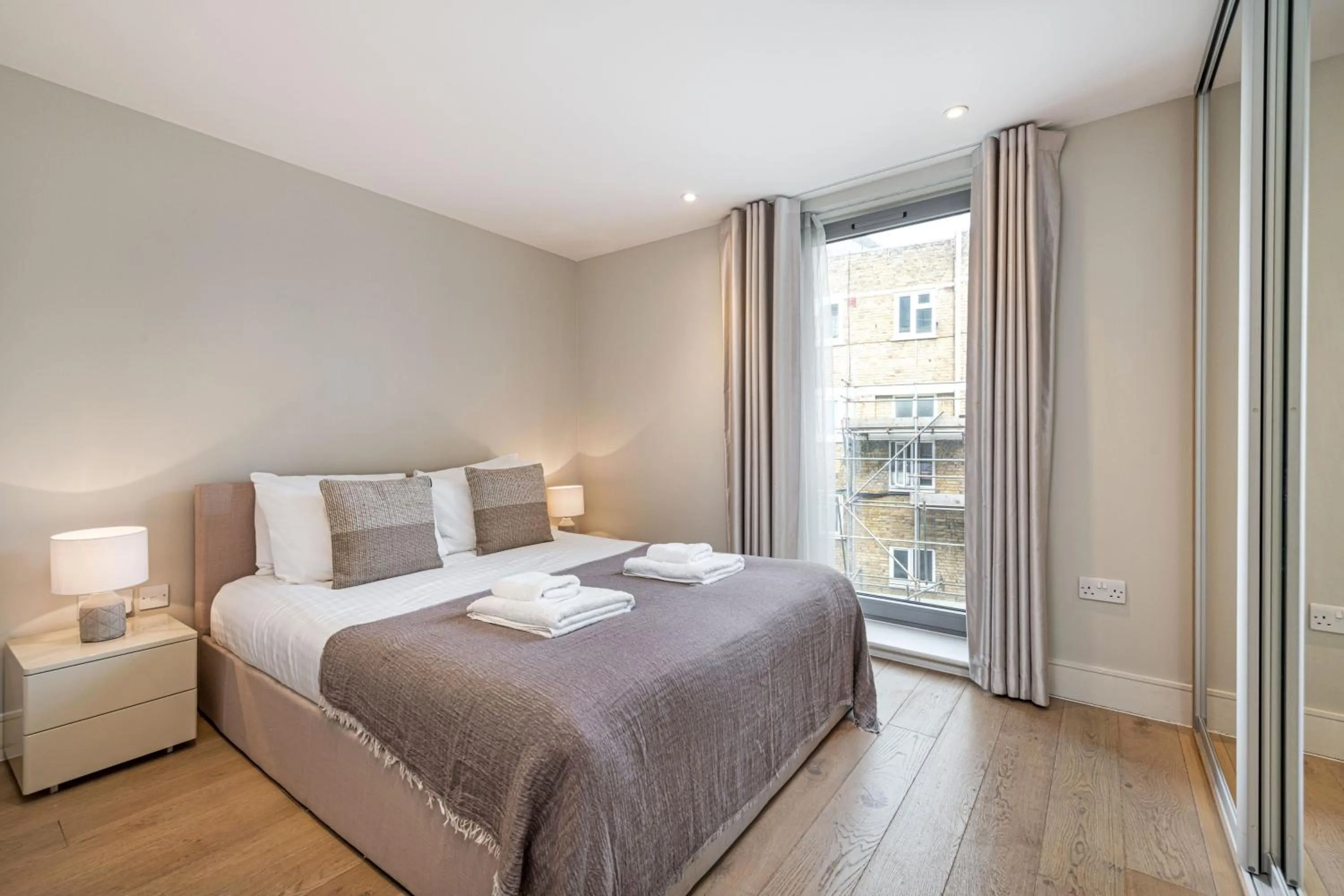 Bedroom in Stayo Apartments Southbank