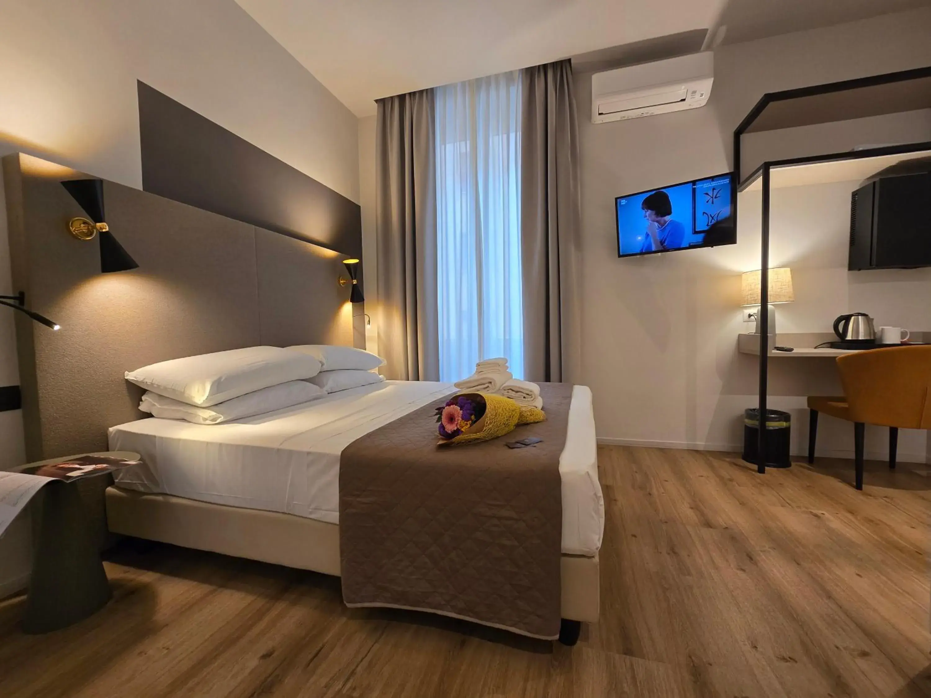 Bedroom, Bed in Hotel Porta Pia Bedroom, Bed in Hotel Porta Pia