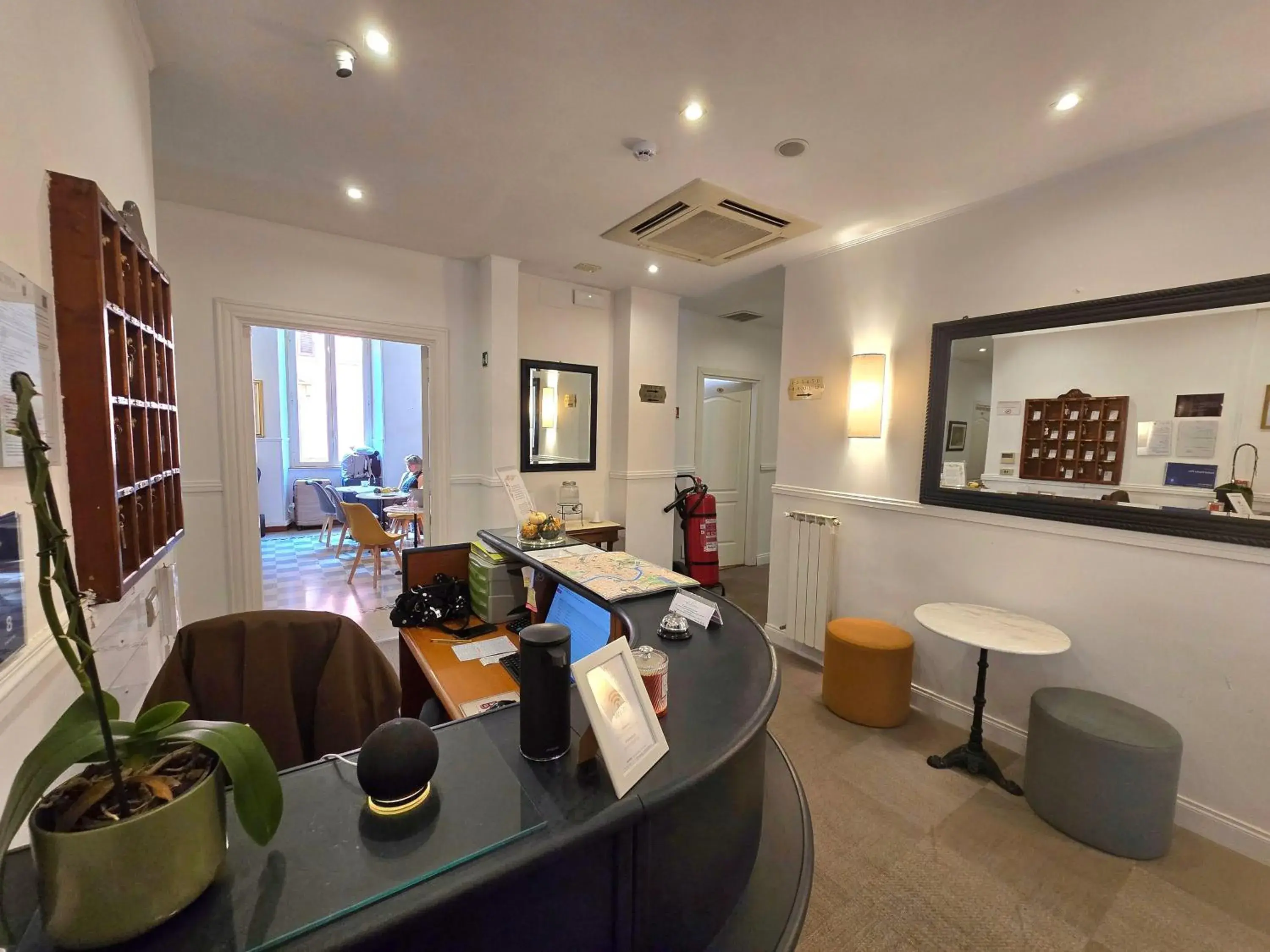 Lobby or reception in Hotel Porta Pia Lobby or reception in Hotel Porta Pia