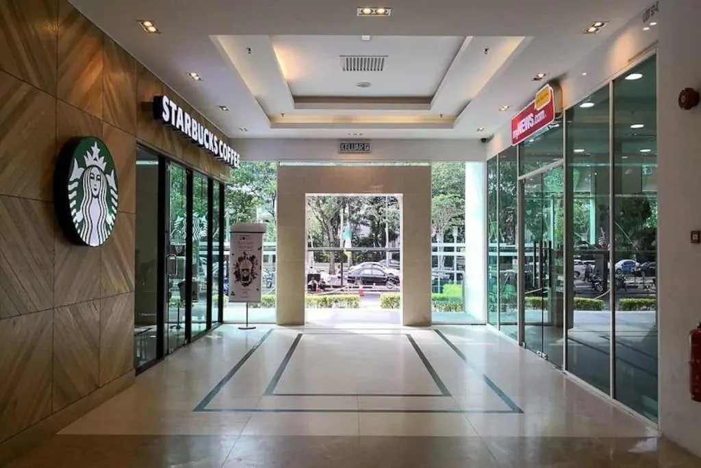 Lobby or reception in Mansion One Suite by stayCATion Homestay