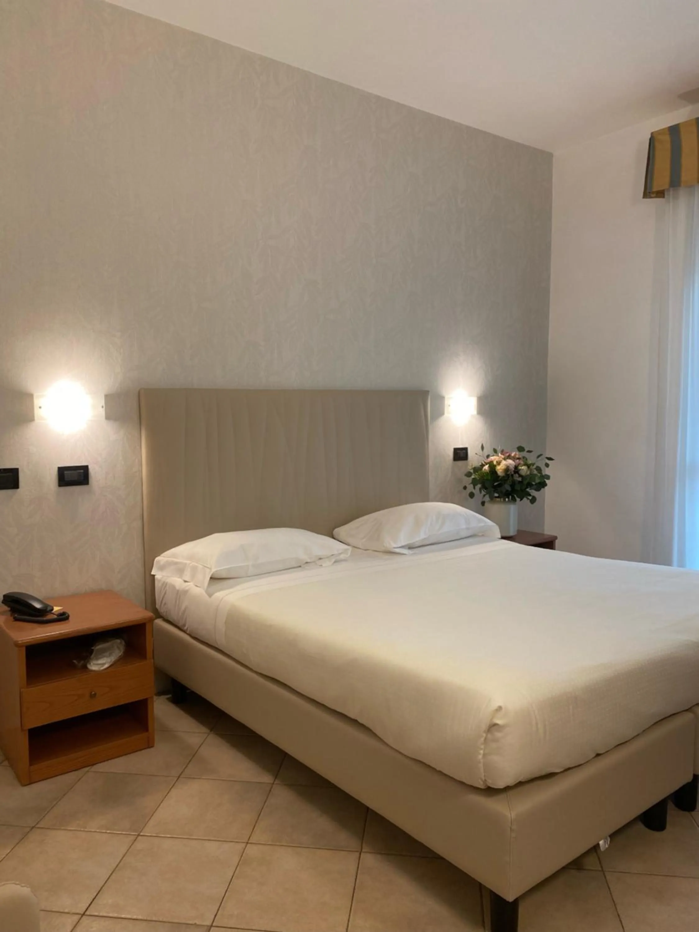 Bed in Hotel Acapulco