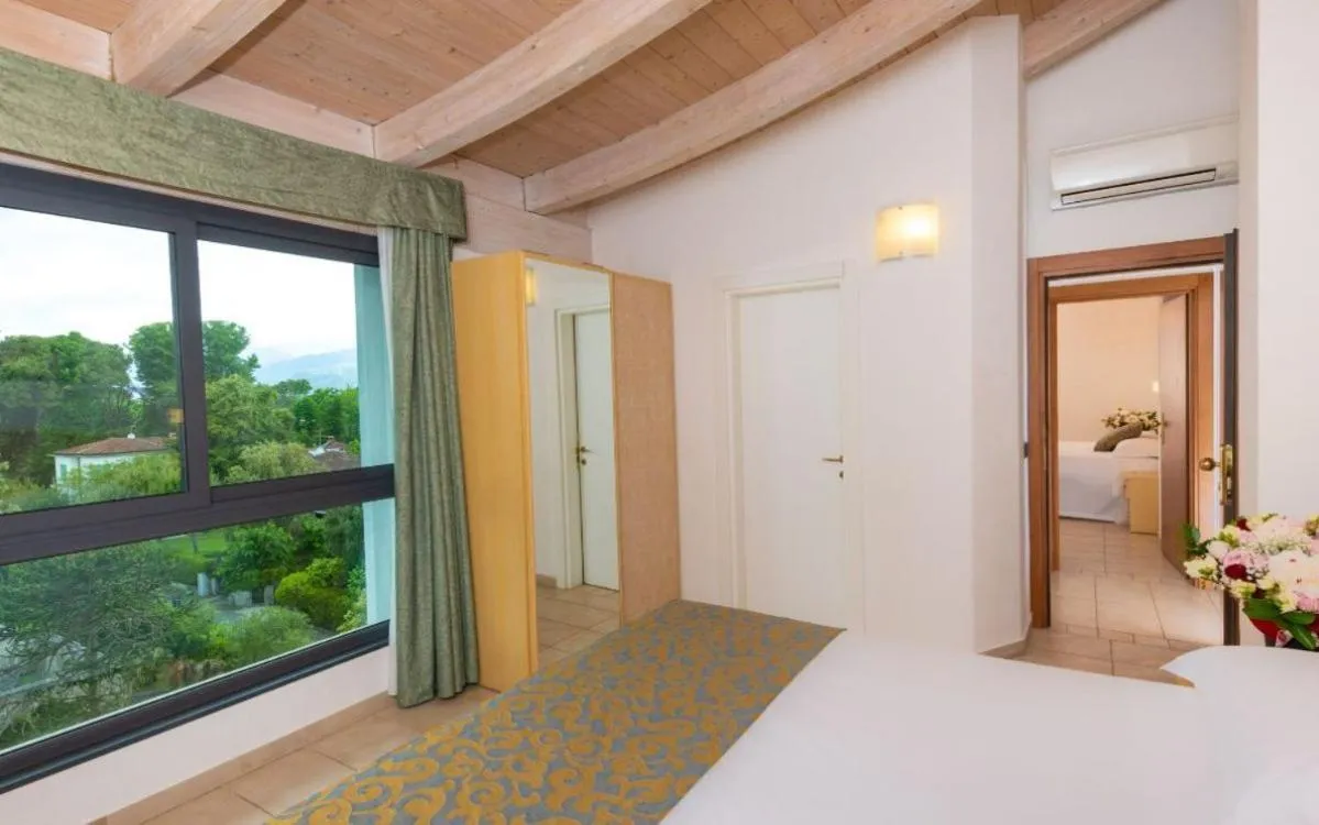 Bed in Hotel Acapulco