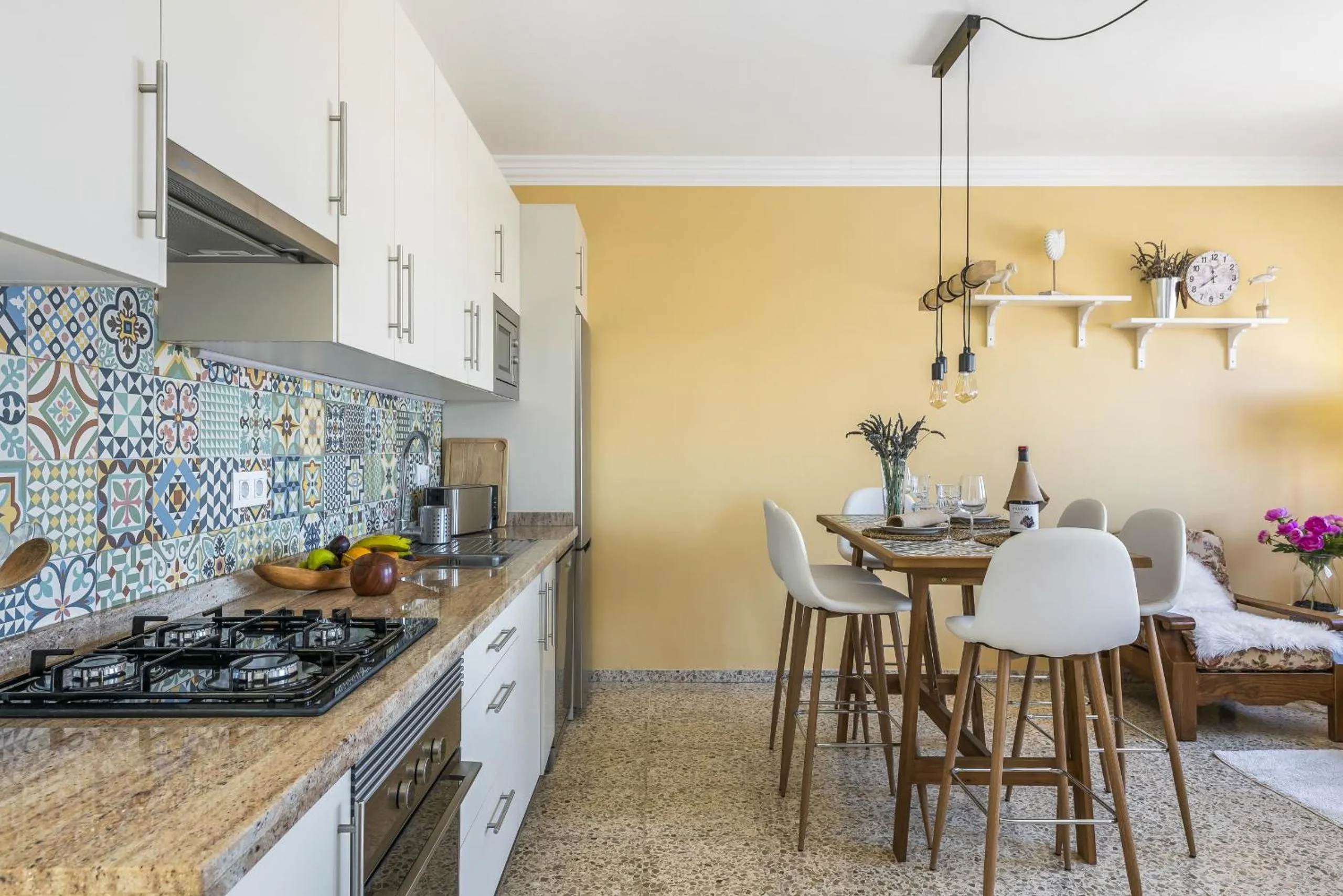 Central Penthouse, close to the Natural pools with Big terrace, ocean & city view