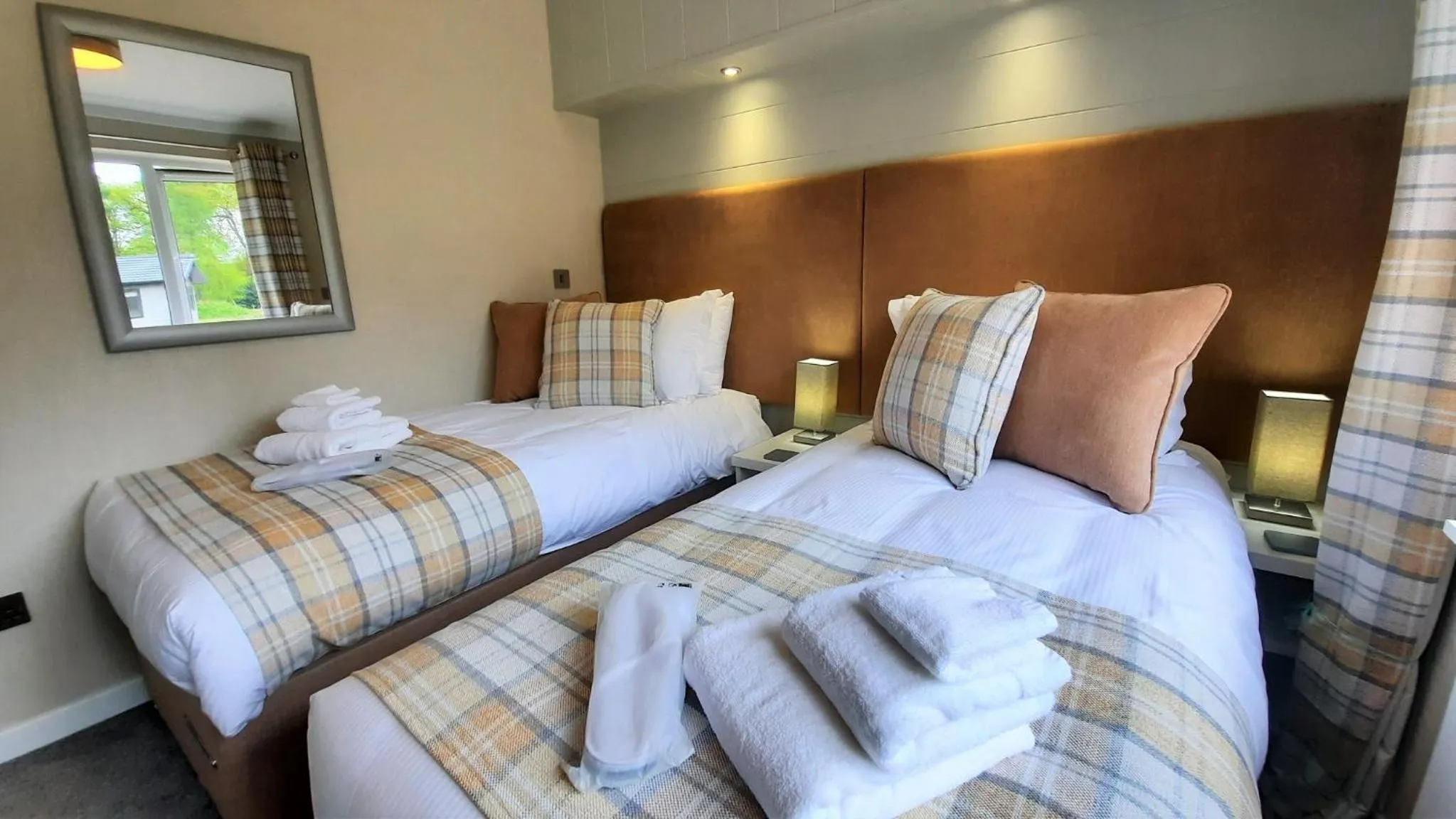 Other, Bed in Hollicarrs - Lilypad Lodge