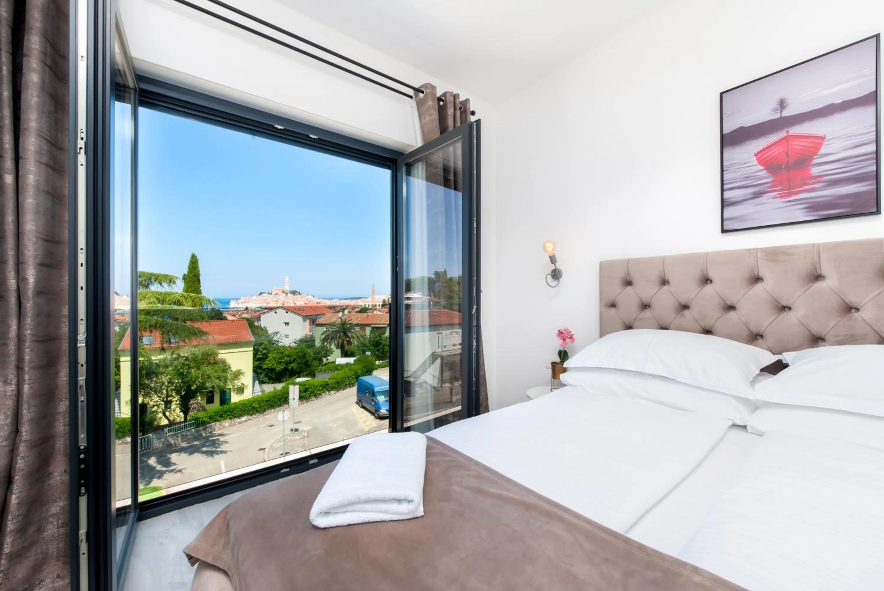 View (from property/room), Bed in Boutique Residence Arion